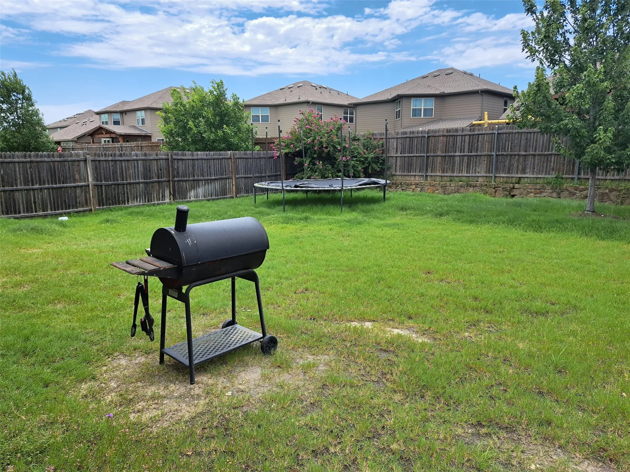 Single Family Residence For Sale in Tarrant County , 6273 Outrigger Road, Fort Worth, Texas 76179, 4 Bedroom, 4 Bathroom, 2 Garage spaces, 2,950 Sqft, built in 2019, Price $340,000, mls#21339145, Real Estate Agent in Fort Worth, Homes For Sale in Tarrant county, Homes For Sale in Fort Worth, Realtor in Fort Worth Texas, Real Estate Brokerage Independent Realty Texas, Luminita Cordes Realtor