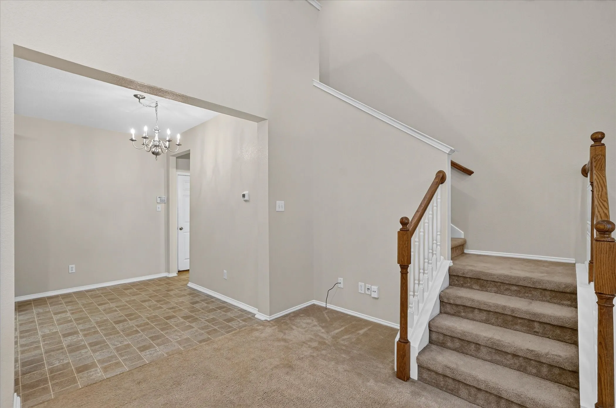 Townhouse For Sale in Collin County , 4020 Kyndra Circle, Richardson, Texas 75082, 2 Bedroom, 2 Bathroom, 2 Garage spaces, 1,234 Sqft, built in 2004, mls#21365357, Real Estate Agent in Richardson, Homes For Sale in Collin county, Homes For Sale in Richardson, Realtor in Richardson Texas, Real Estate Brokerage Independent Realty Texas, Luminita Cordes Realtor