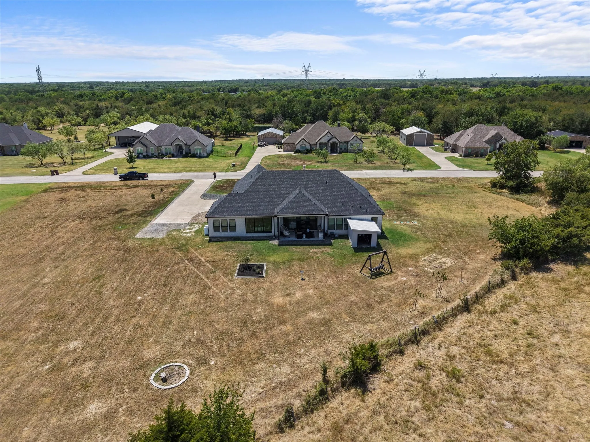 Single Family Residence For Sale in Hunt County , 2315 Doe Crossing, Caddo Mills, Texas 75135, 3 Bedroom, 4 Bathroom, 2 Garage spaces, 2,944 Sqft, built in 2022, mls#21365874, Real Estate Agent in Caddo Mills, Homes For Sale in Hunt county, Homes For Sale in Caddo Mills, Realtor in Caddo Mills Texas, Real Estate Brokerage Independent Realty Texas, Luminita Cordes Realtor