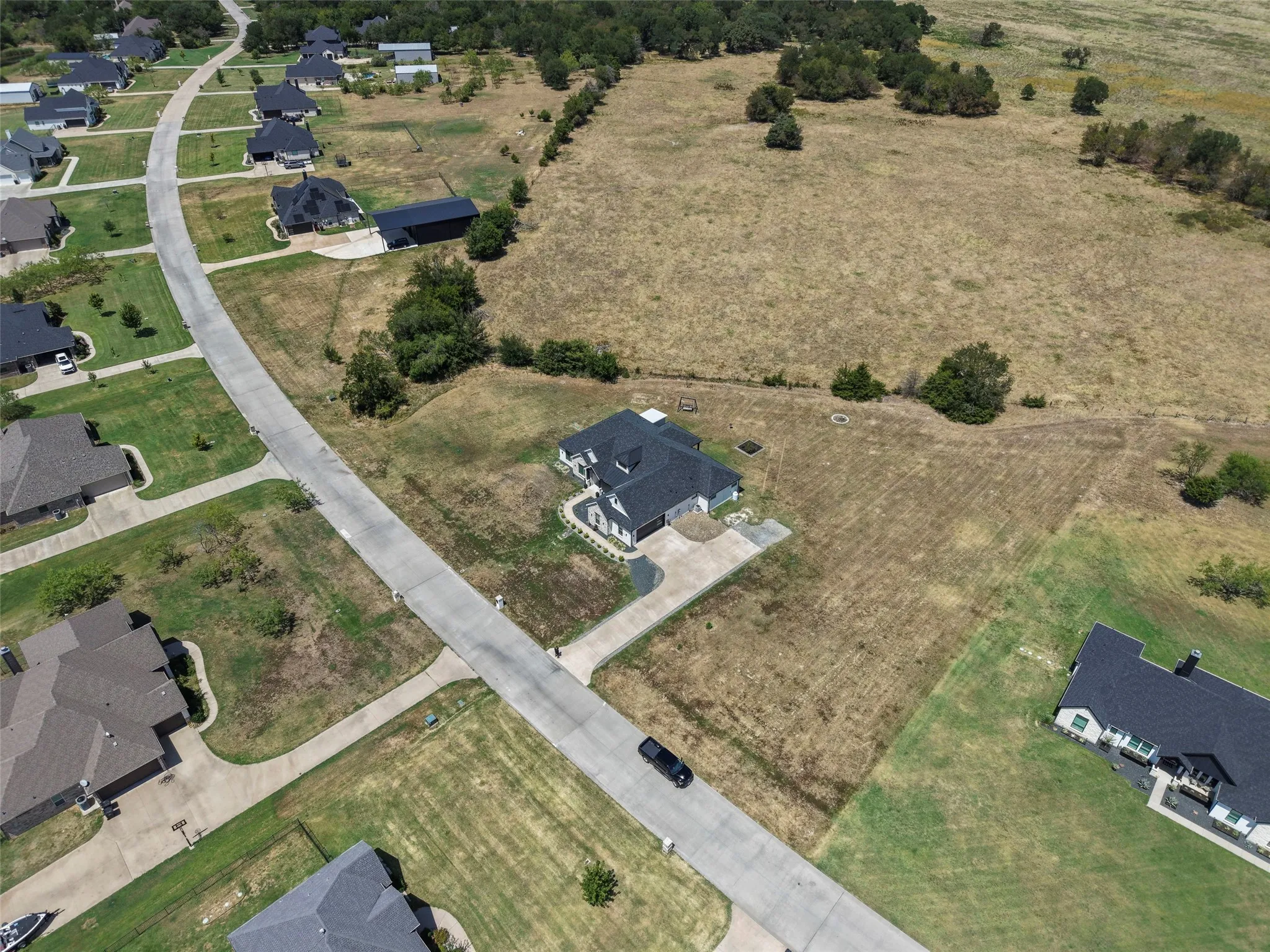 Single Family Residence For Sale in Hunt County , 2315 Doe Crossing, Caddo Mills, Texas 75135, 3 Bedroom, 4 Bathroom, 2 Garage spaces, 2,944 Sqft, built in 2022, mls#21365874, Real Estate Agent in Caddo Mills, Homes For Sale in Hunt county, Homes For Sale in Caddo Mills, Realtor in Caddo Mills Texas, Real Estate Brokerage Independent Realty Texas, Luminita Cordes Realtor