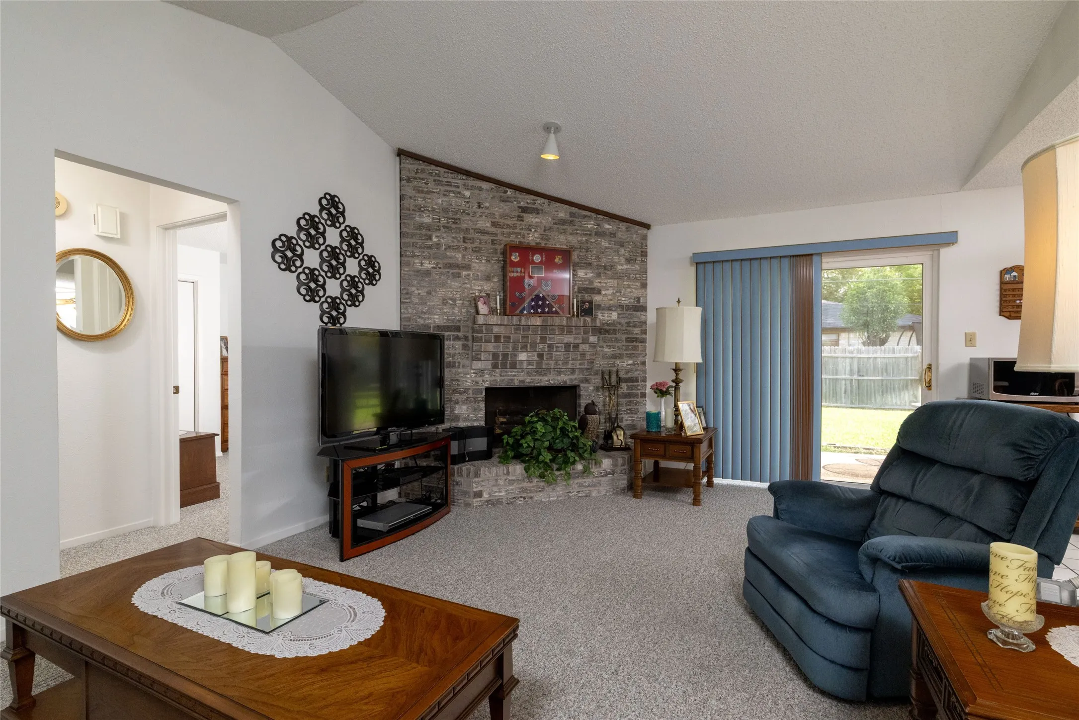 Single Family Residence For Sale in Tarrant County , 1309 Mercedes Street, Benbrook, Texas 76126, 3 Bedroom, 2 Bathroom, 2 Garage spaces, 1,349 Sqft, built in 1982, Price $315,000, mls#21366134, Real Estate Agent in Benbrook, Homes For Sale in Tarrant county, Homes For Sale in Benbrook, Realtor in Benbrook Texas, Real Estate Brokerage Independent Realty Texas, Luminita Cordes Realtor