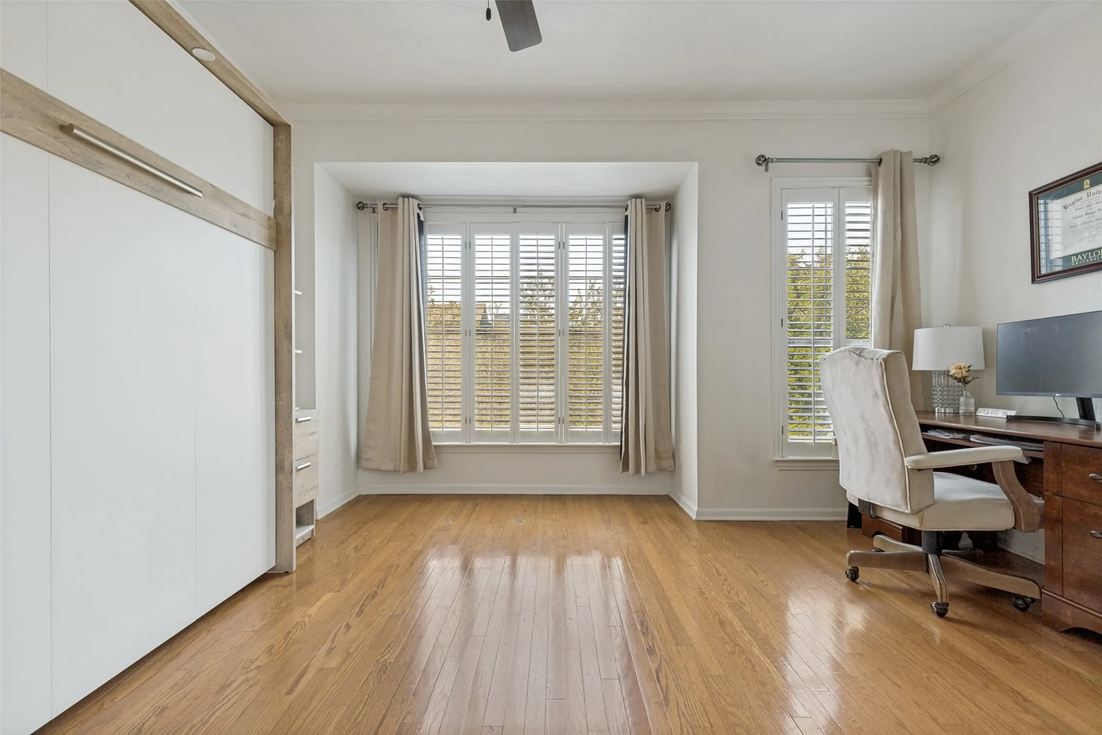 Condominium For Sale in Dallas County , 2902 State Street 22, Dallas, Texas 75204, 2 Bedroom, 3 Bathroom, 1 Garage spaces, 1,221 Sqft, built in 1994, mls#21366516, Real Estate Agent in Dallas, Homes For Sale in Dallas county, Homes For Sale in Dallas, Realtor in Dallas Texas, Real Estate Brokerage Independent Realty Texas, Luminita Cordes Realtor