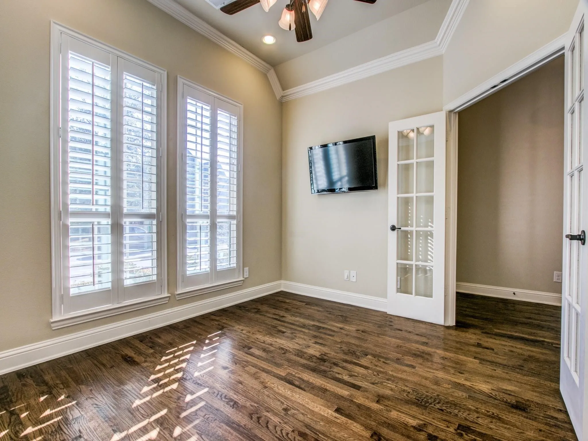 Single Family Residence For Rent in Denton County , 3041 Speyburn, The Colony, Texas 75056, 3 Bedroom, 3 Bathroom, 3 Garage spaces, 2,213 Sqft, built in 2014, mls#21366067, Real Estate Agent in The Colony, Homes For Rent in Denton county, Homes For Rent in The Colony, Realtor in The Colony Texas, Real Estate Brokerage Independent Realty Texas, Luminita Cordes Realtor