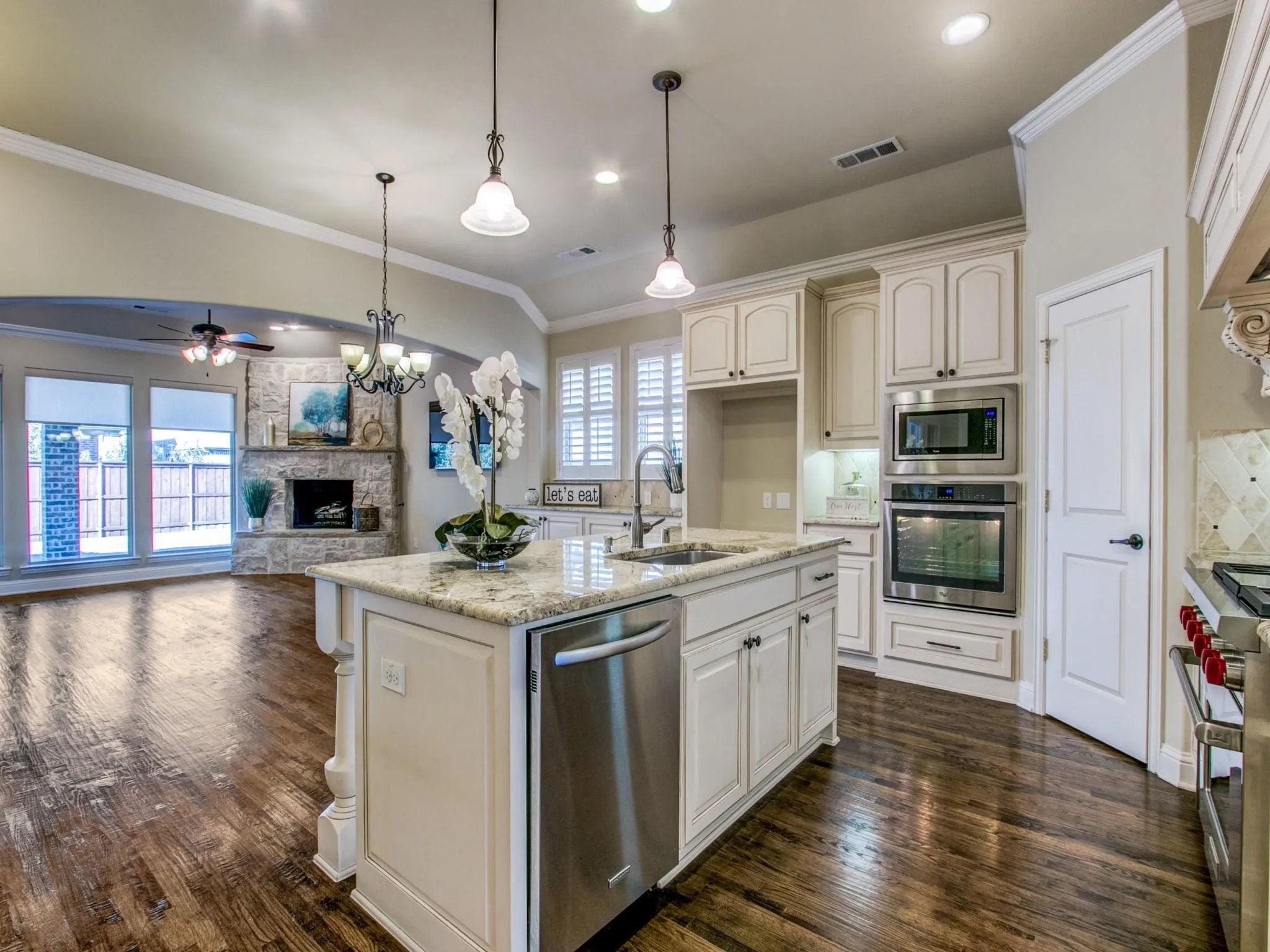 Single Family Residence For Rent in Denton County , 3041 Speyburn, The Colony, Texas 75056, 3 Bedroom, 3 Bathroom, 3 Garage spaces, 2,213 Sqft, built in 2014, mls#21366067, Real Estate Agent in The Colony, Homes For Rent in Denton county, Homes For Rent in The Colony, Realtor in The Colony Texas, Real Estate Brokerage Independent Realty Texas, Luminita Cordes Realtor