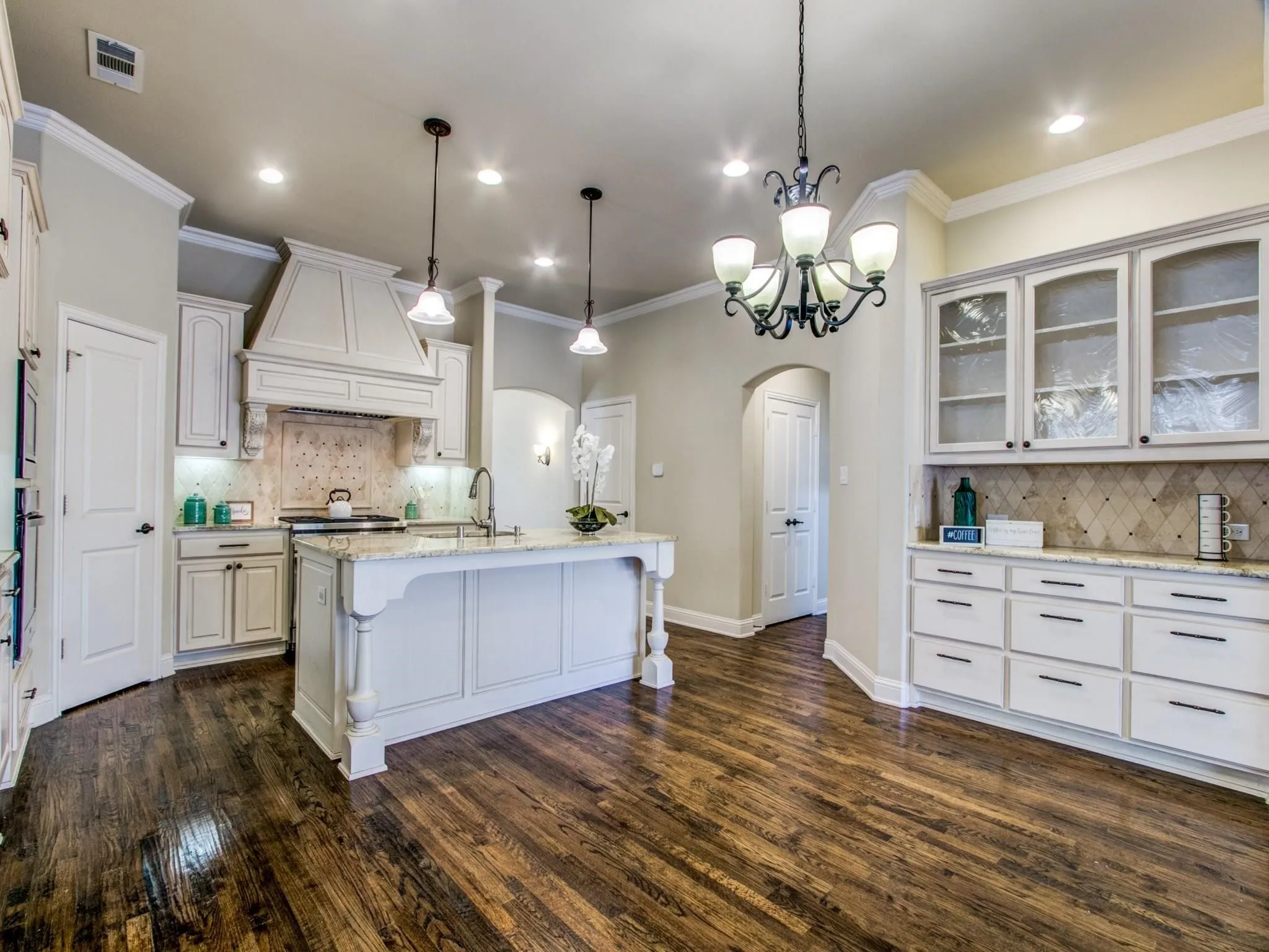 Single Family Residence For Rent in Denton County , 3041 Speyburn, The Colony, Texas 75056, 3 Bedroom, 3 Bathroom, 3 Garage spaces, 2,213 Sqft, built in 2014, mls#21366067, Real Estate Agent in The Colony, Homes For Rent in Denton county, Homes For Rent in The Colony, Realtor in The Colony Texas, Real Estate Brokerage Independent Realty Texas, Luminita Cordes Realtor