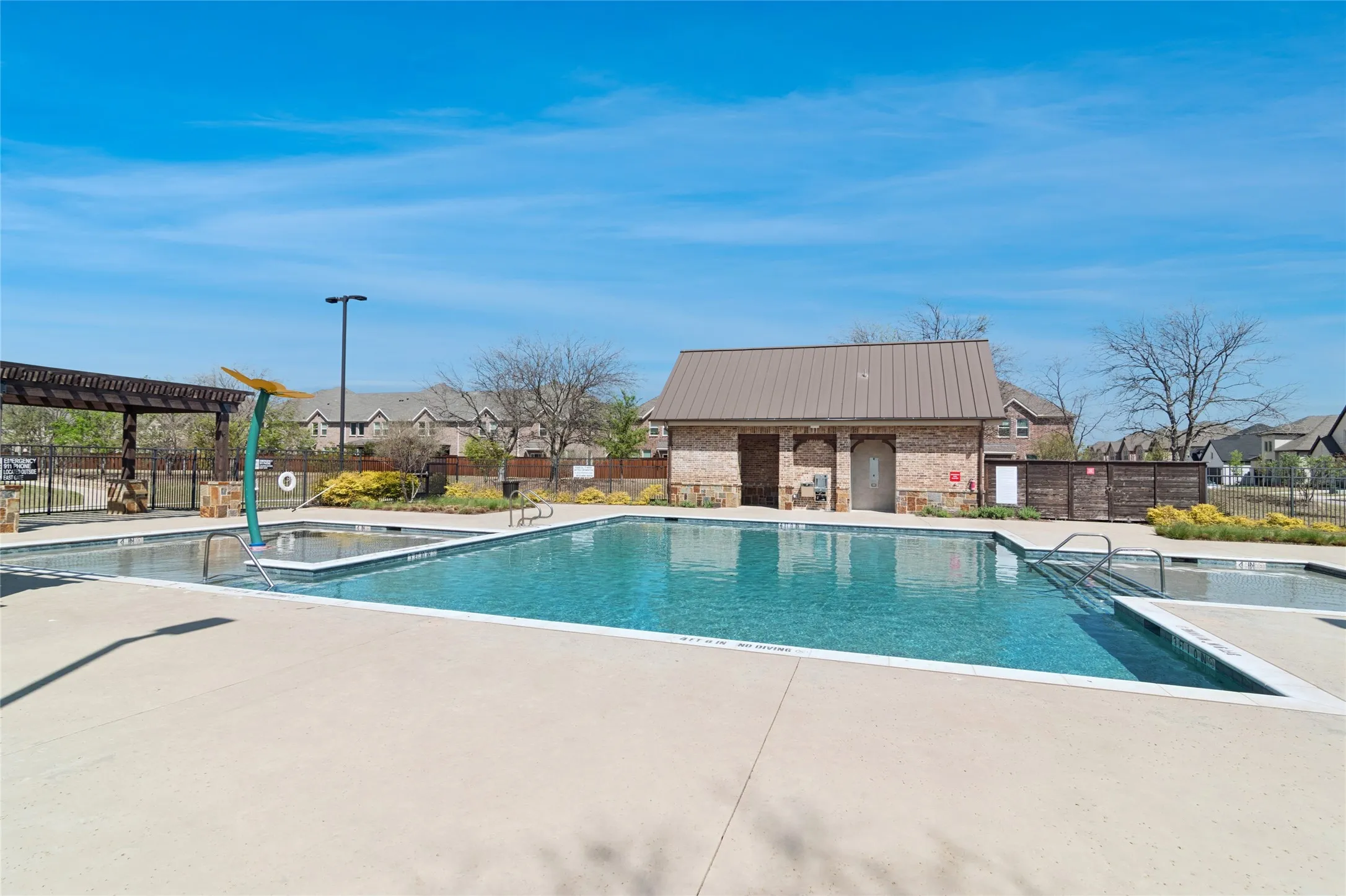 Townhouse For Sale in Collin County , 1336 Hill Country Place, Celina, Texas 75009, 2 Bedroom, 3 Bathroom, 2 Garage spaces, 1,617 Sqft, built in 2022, mls#21366544, Real Estate Agent in Celina, Homes For Sale in Collin county, Homes For Sale in Celina, Realtor in Celina Texas, Real Estate Brokerage Independent Realty Texas, Luminita Cordes Realtor