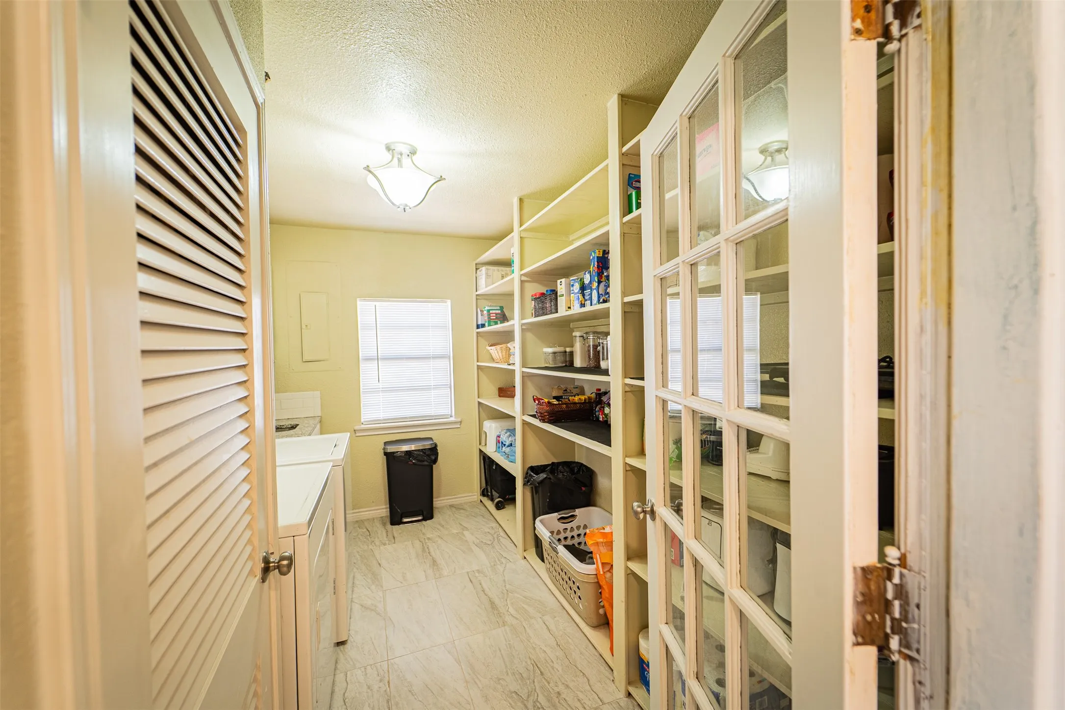 Single Family Residence For Sale in Jones County , 170 Rocky Point Road, Abilene, Texas 79601, 3 Bedroom, 1 Bathroom, Garage spaces, 1,550 Sqft, built in 1946, mls#21365101, Real Estate Agent in Abilene, Homes For Sale in Jones county, Homes For Sale in Abilene, Realtor in Abilene Texas, Real Estate Brokerage Independent Realty Texas, Luminita Cordes Realtor