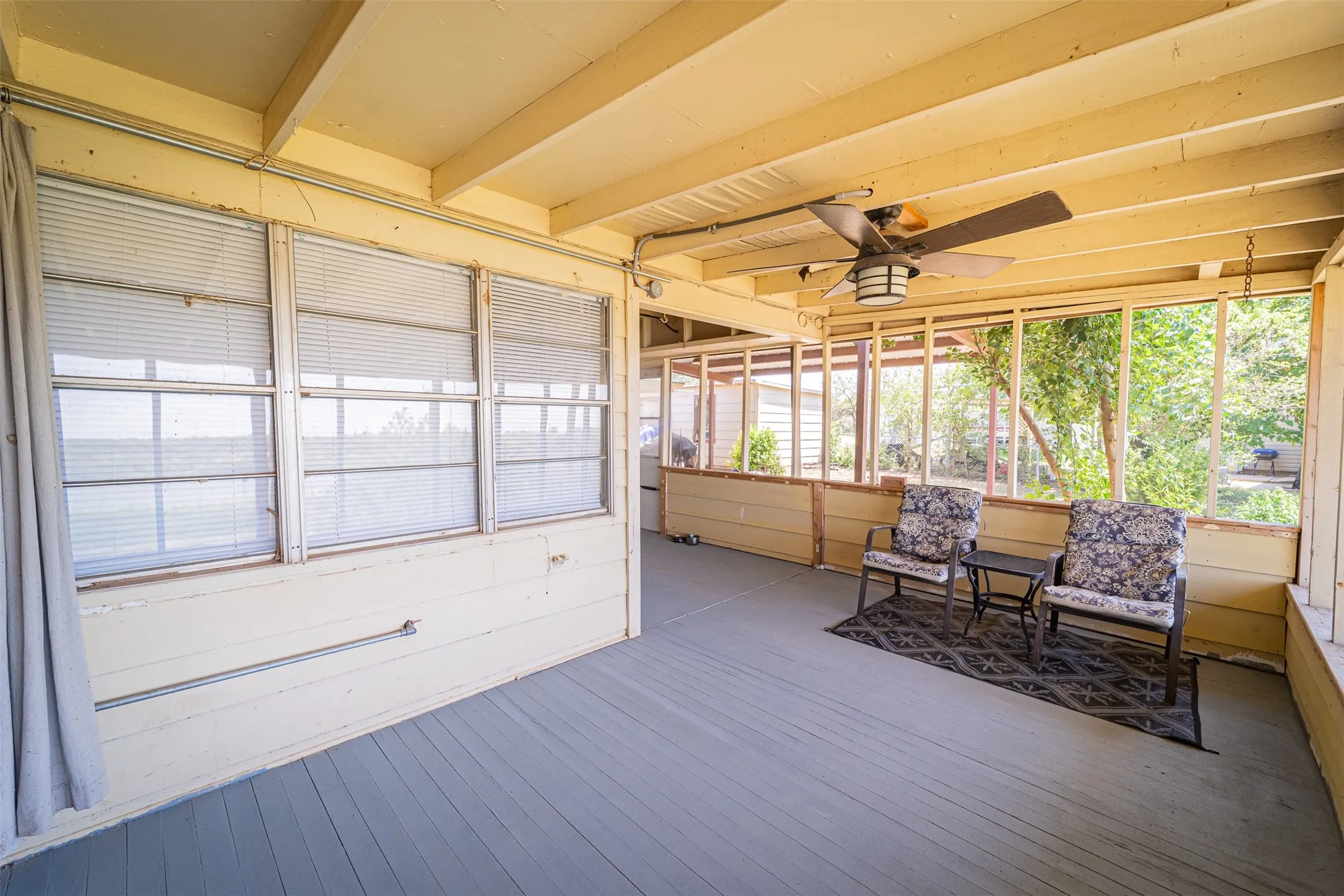 Single Family Residence For Sale in Jones County , 170 Rocky Point Road, Abilene, Texas 79601, 3 Bedroom, 1 Bathroom, Garage spaces, 1,550 Sqft, built in 1946, mls#21365101, Real Estate Agent in Abilene, Homes For Sale in Jones county, Homes For Sale in Abilene, Realtor in Abilene Texas, Real Estate Brokerage Independent Realty Texas, Luminita Cordes Realtor