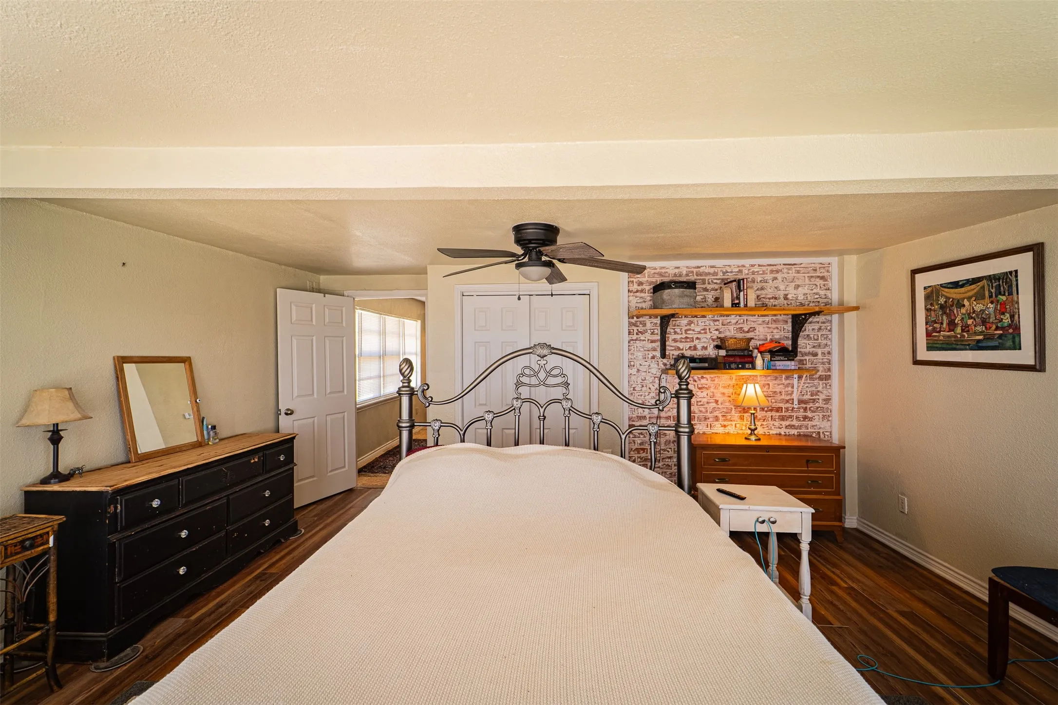 Single Family Residence For Sale in Jones County , 170 Rocky Point Road, Abilene, Texas 79601, 3 Bedroom, 1 Bathroom, Garage spaces, 1,550 Sqft, built in 1946, mls#21365101, Real Estate Agent in Abilene, Homes For Sale in Jones county, Homes For Sale in Abilene, Realtor in Abilene Texas, Real Estate Brokerage Independent Realty Texas, Luminita Cordes Realtor