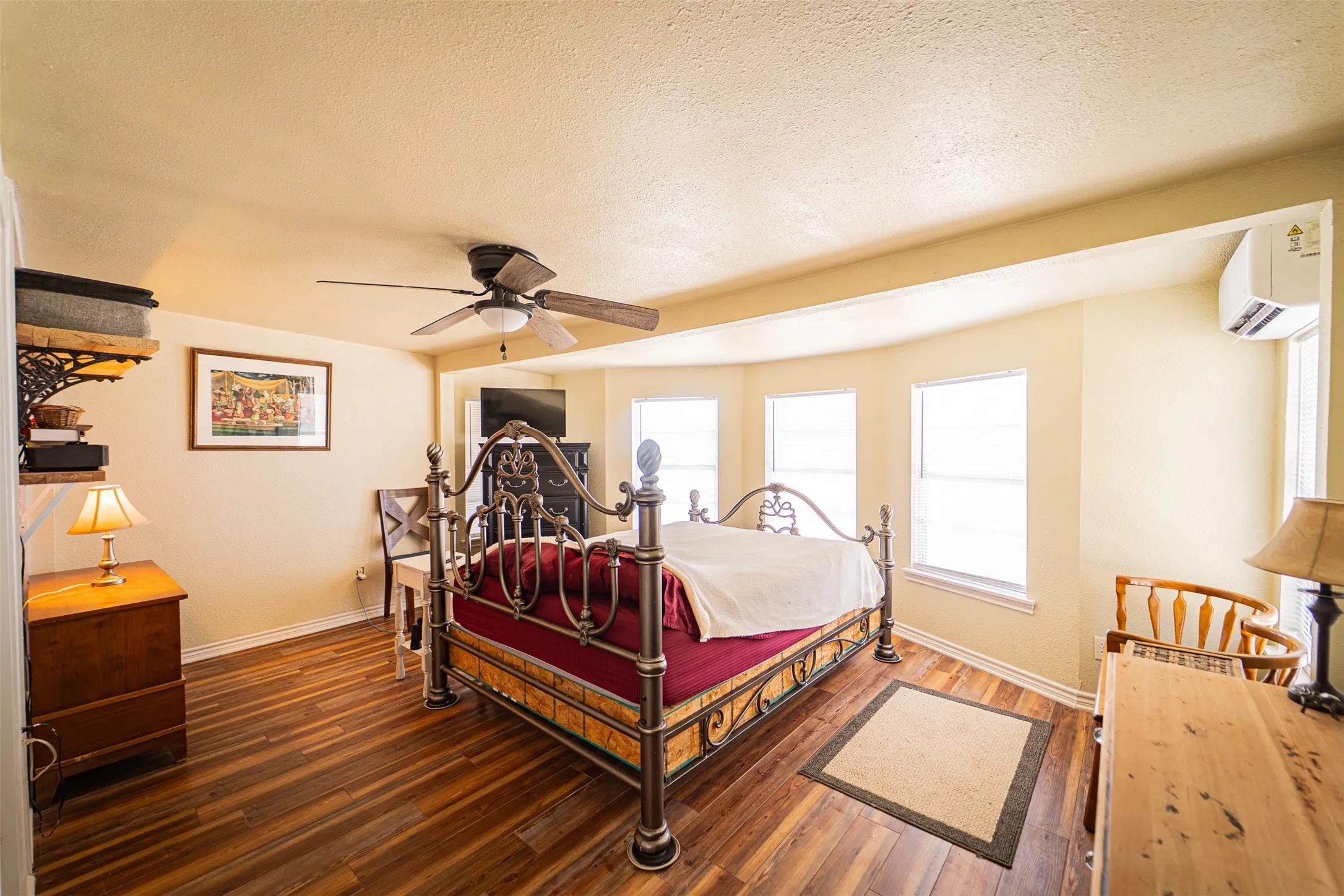 Single Family Residence For Sale in Jones County , 170 Rocky Point Road, Abilene, Texas 79601, 3 Bedroom, 1 Bathroom, Garage spaces, 1,550 Sqft, built in 1946, mls#21365101, Real Estate Agent in Abilene, Homes For Sale in Jones county, Homes For Sale in Abilene, Realtor in Abilene Texas, Real Estate Brokerage Independent Realty Texas, Luminita Cordes Realtor