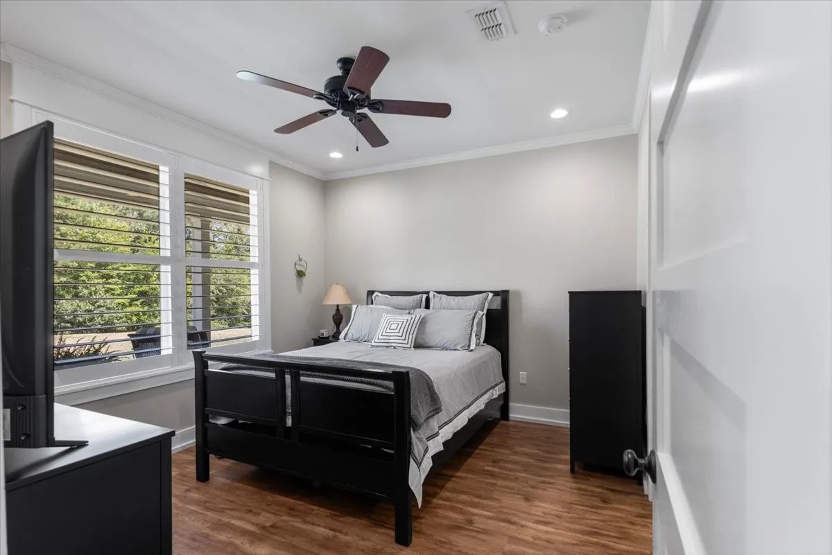 Single Family Residence For Sale in Upshur County , 251 Pintail Place, Gilmer, Texas 75645, 5 Bedroom, 4 Bathroom, 3 Garage spaces, 4,338 Sqft, built in 2018, Price $1,100,000, mls#21365090, Real Estate Agent in Gilmer, Homes For Sale in Upshur county, Homes For Sale in Gilmer, Realtor in Gilmer Texas, Real Estate Brokerage Independent Realty Texas, Luminita Cordes Realtor