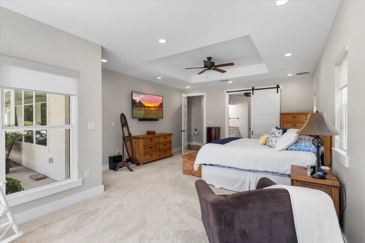 Single Family Residence For Sale in Upshur County , 251 Pintail Place, Gilmer, Texas 75645, 5 Bedroom, 4 Bathroom, 3 Garage spaces, 4,338 Sqft, built in 2018, Price $1,100,000, mls#21365090, Real Estate Agent in Gilmer, Homes For Sale in Upshur county, Homes For Sale in Gilmer, Realtor in Gilmer Texas, Real Estate Brokerage Independent Realty Texas, Luminita Cordes Realtor