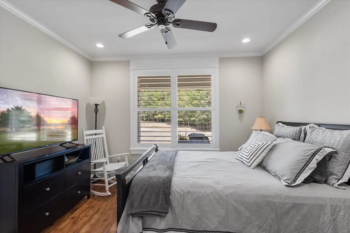 Single Family Residence For Sale in Upshur County , 251 Pintail Place, Gilmer, Texas 75645, 5 Bedroom, 4 Bathroom, 3 Garage spaces, 4,338 Sqft, built in 2018, Price $1,100,000, mls#21365090, Real Estate Agent in Gilmer, Homes For Sale in Upshur county, Homes For Sale in Gilmer, Realtor in Gilmer Texas, Real Estate Brokerage Independent Realty Texas, Luminita Cordes Realtor