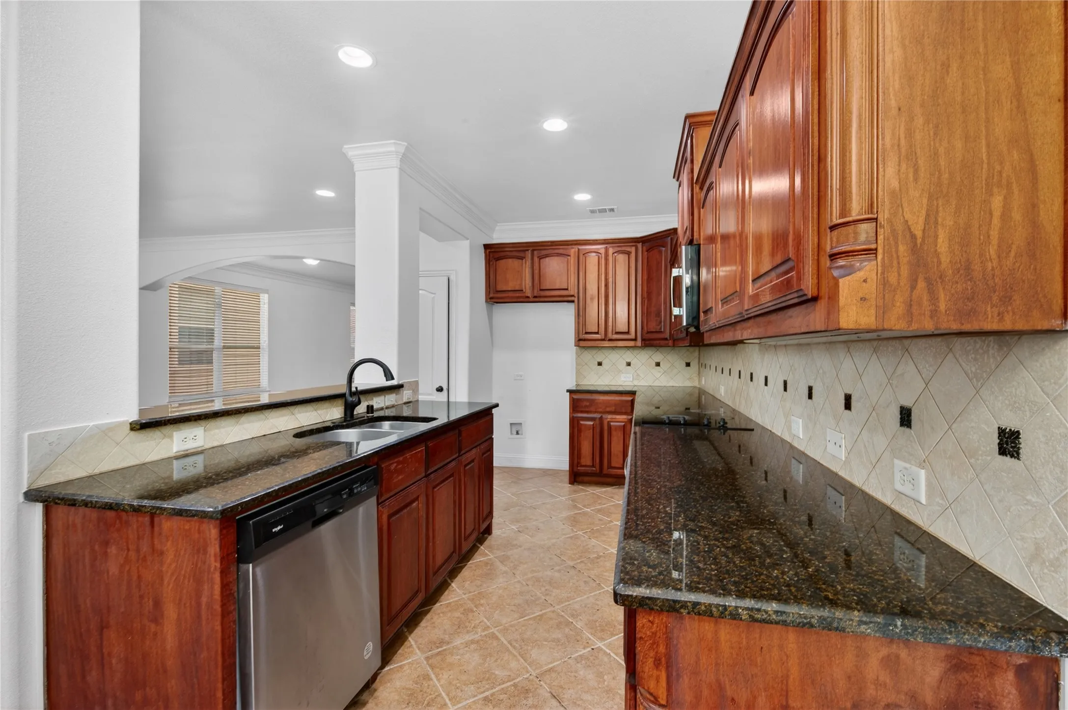 Single Family Residence For Sale in Dallas County , 509 Heath Lane, Coppell, Texas 75019, 4 Bedroom, 3 Bathroom, 2 Garage spaces, 2,457 Sqft, built in 2008, mls#21366503, Real Estate Agent in Coppell, Homes For Sale in Dallas county, Homes For Sale in Coppell, Realtor in Coppell Texas, Real Estate Brokerage Independent Realty Texas, Luminita Cordes Realtor