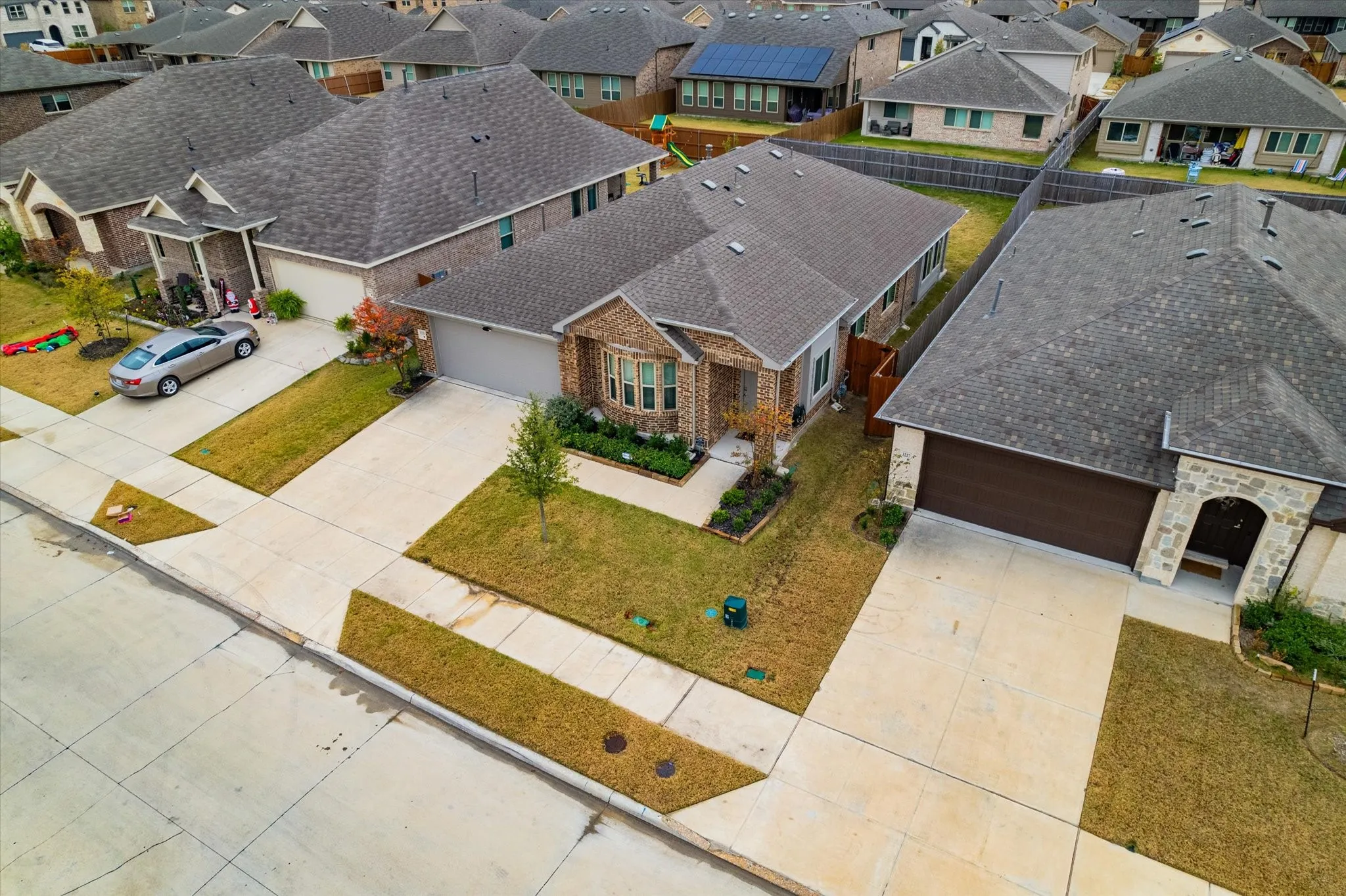 Single Family Residence For Rent in Kaufman County , 3225 Sioux Trail, Crandall, Texas 75114, 3 Bedroom, 2 Bathroom, 2 Garage spaces, 2,053 Sqft, built in 2022, mls#21364816, Real Estate Agent in Crandall, Homes For Rent in Kaufman county, Homes For Rent in Crandall, Realtor in Crandall Texas, Real Estate Brokerage Independent Realty Texas, Luminita Cordes Realtor