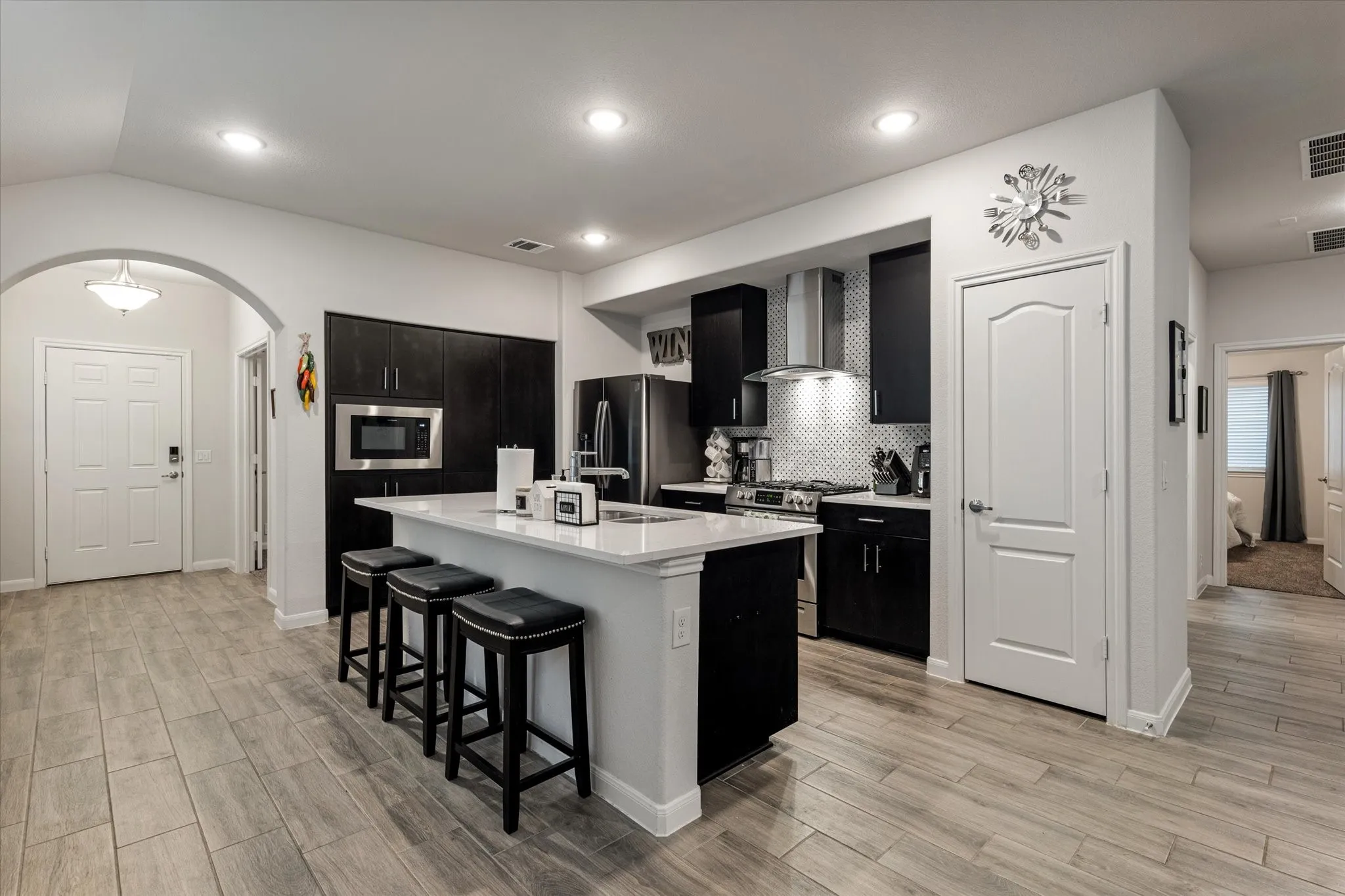 Single Family Residence For Rent in Kaufman County , 3225 Sioux Trail, Crandall, Texas 75114, 3 Bedroom, 2 Bathroom, 2 Garage spaces, 2,053 Sqft, built in 2022, mls#21364816, Real Estate Agent in Crandall, Homes For Rent in Kaufman county, Homes For Rent in Crandall, Realtor in Crandall Texas, Real Estate Brokerage Independent Realty Texas, Luminita Cordes Realtor