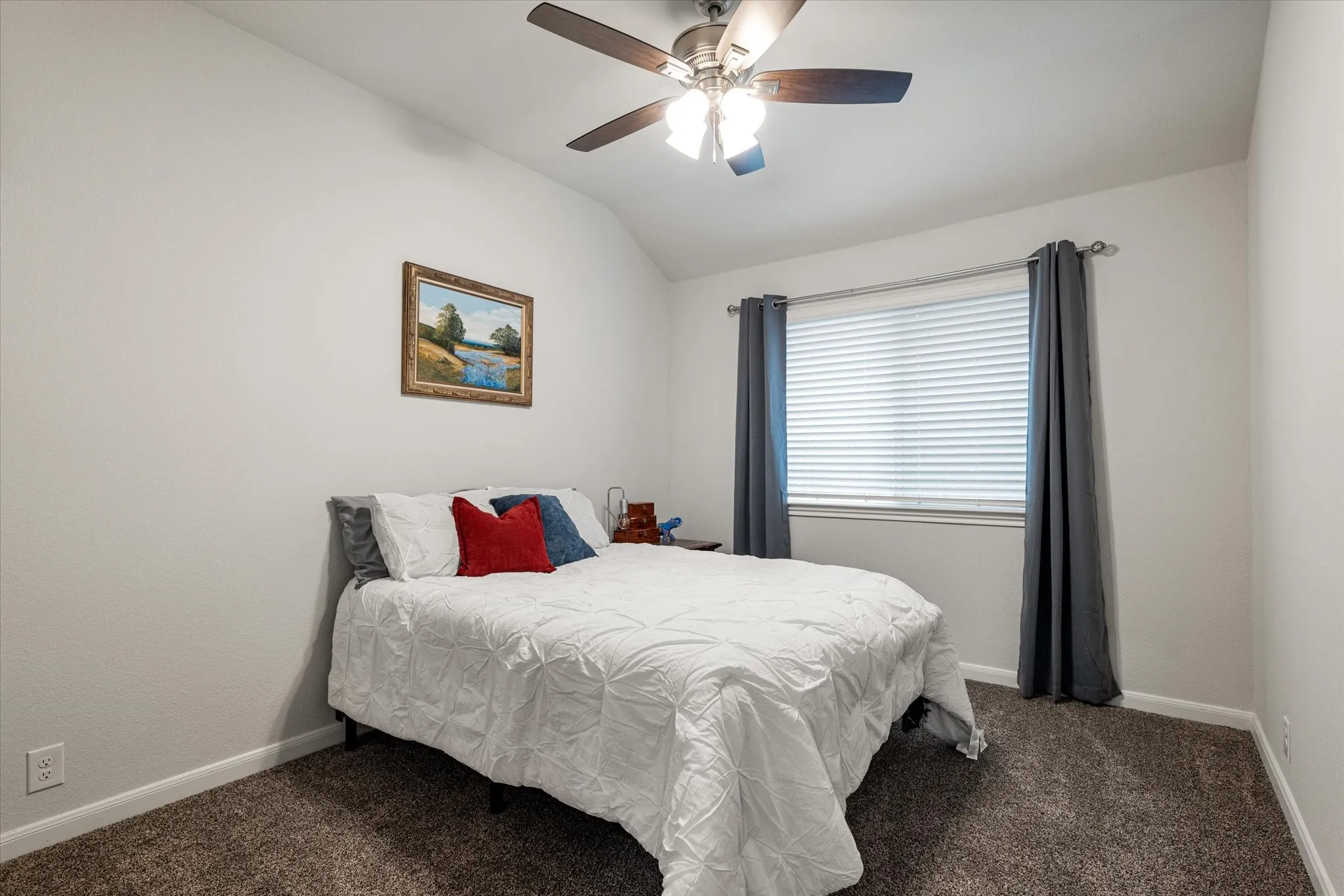 Single Family Residence For Rent in Kaufman County , 3225 Sioux Trail, Crandall, Texas 75114, 3 Bedroom, 2 Bathroom, 2 Garage spaces, 2,053 Sqft, built in 2022, mls#21364816, Real Estate Agent in Crandall, Homes For Rent in Kaufman county, Homes For Rent in Crandall, Realtor in Crandall Texas, Real Estate Brokerage Independent Realty Texas, Luminita Cordes Realtor