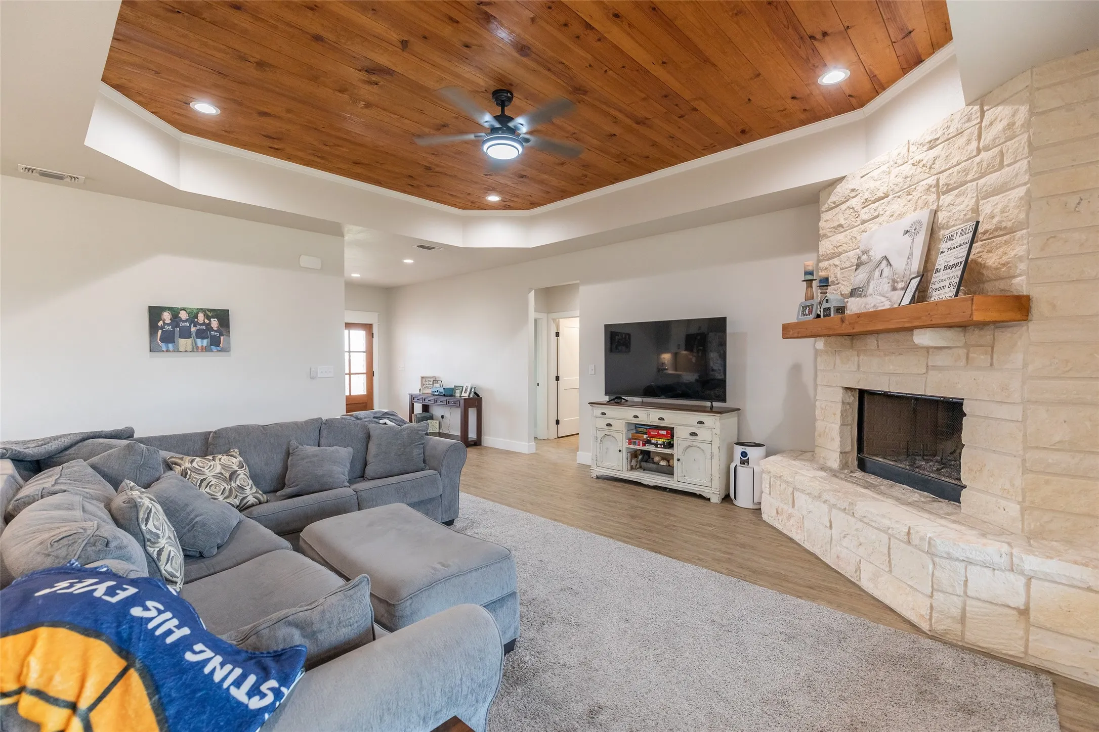Single Family Residence For Sale in Taylor County , 208 Ridge Road, Tuscola, Texas 79562, 5 Bedroom, 3 Bathroom, 2 Garage spaces, 2,339 Sqft, built in 2023, mls#21366511, Real Estate Agent in Tuscola, Homes For Sale in Taylor county, Homes For Sale in Tuscola, Realtor in Tuscola Texas, Real Estate Brokerage Independent Realty Texas, Luminita Cordes Realtor