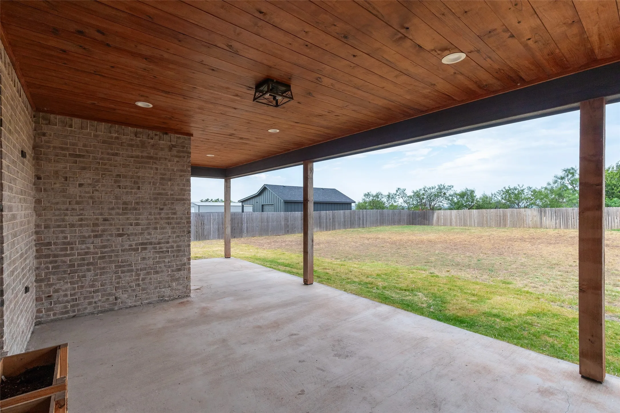 Single Family Residence For Sale in Taylor County , 208 Ridge Road, Tuscola, Texas 79562, 5 Bedroom, 3 Bathroom, 2 Garage spaces, 2,339 Sqft, built in 2023, mls#21366511, Real Estate Agent in Tuscola, Homes For Sale in Taylor county, Homes For Sale in Tuscola, Realtor in Tuscola Texas, Real Estate Brokerage Independent Realty Texas, Luminita Cordes Realtor