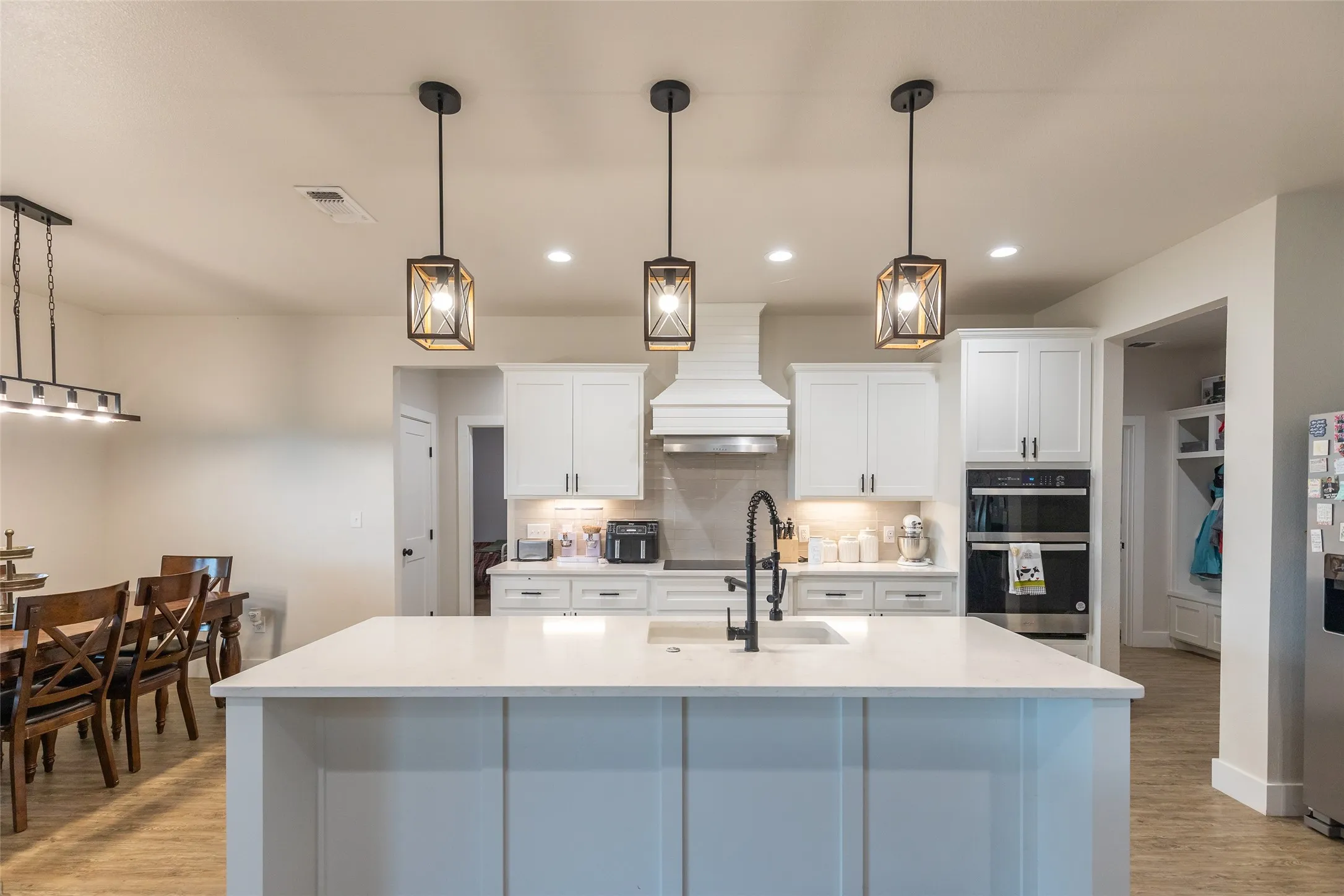 Single Family Residence For Sale in Taylor County , 208 Ridge Road, Tuscola, Texas 79562, 5 Bedroom, 3 Bathroom, 2 Garage spaces, 2,339 Sqft, built in 2023, mls#21366511, Real Estate Agent in Tuscola, Homes For Sale in Taylor county, Homes For Sale in Tuscola, Realtor in Tuscola Texas, Real Estate Brokerage Independent Realty Texas, Luminita Cordes Realtor