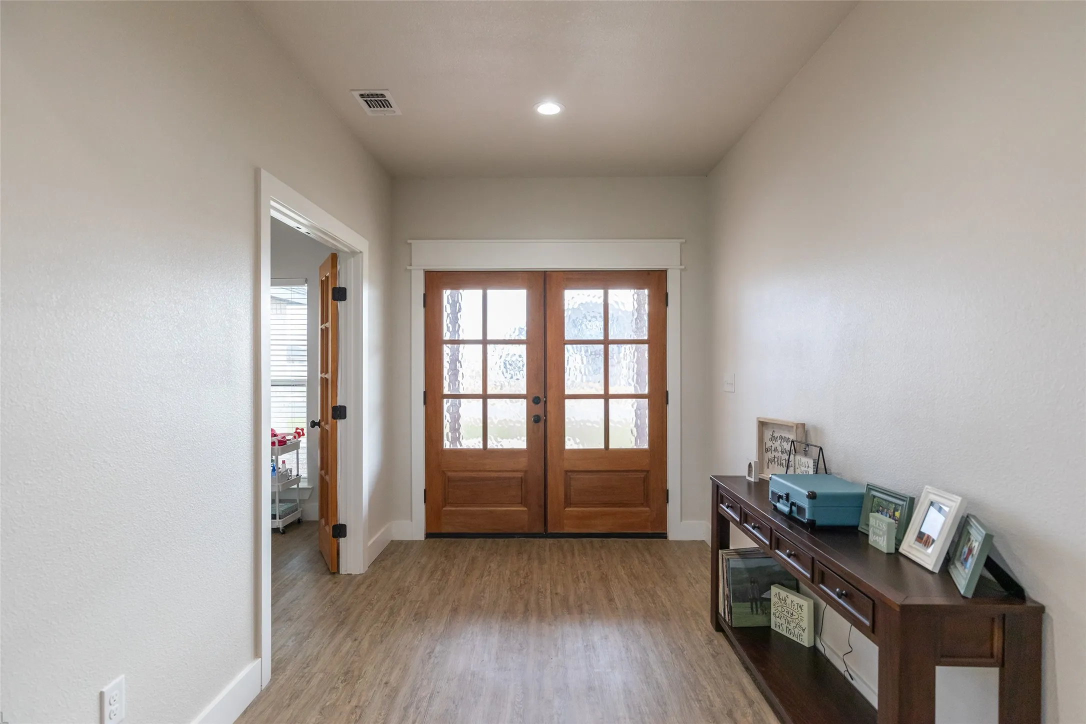Single Family Residence For Sale in Taylor County , 208 Ridge Road, Tuscola, Texas 79562, 5 Bedroom, 3 Bathroom, 2 Garage spaces, 2,339 Sqft, built in 2023, mls#21366511, Real Estate Agent in Tuscola, Homes For Sale in Taylor county, Homes For Sale in Tuscola, Realtor in Tuscola Texas, Real Estate Brokerage Independent Realty Texas, Luminita Cordes Realtor