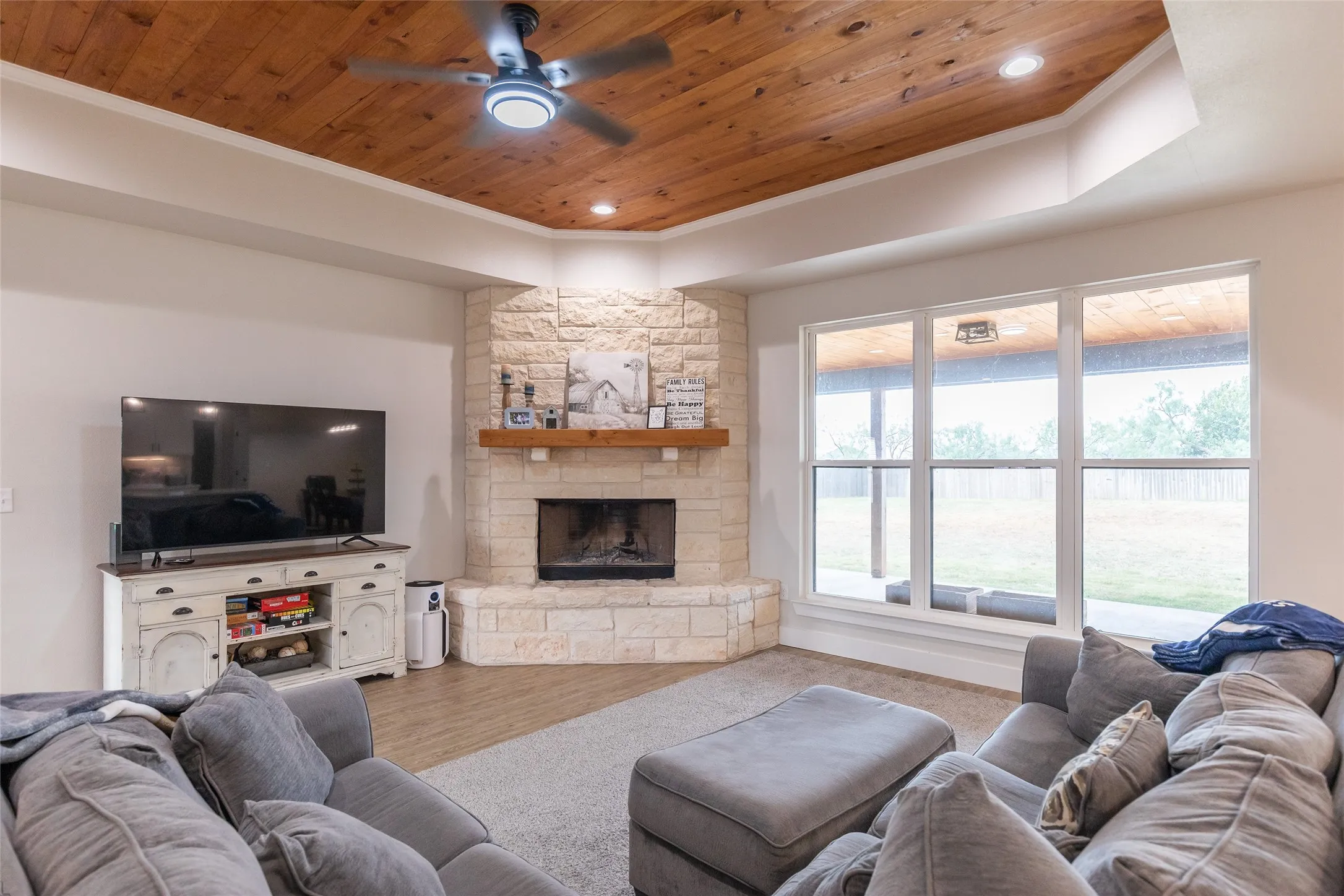Single Family Residence For Sale in Taylor County , 208 Ridge Road, Tuscola, Texas 79562, 5 Bedroom, 3 Bathroom, 2 Garage spaces, 2,339 Sqft, built in 2023, mls#21366511, Real Estate Agent in Tuscola, Homes For Sale in Taylor county, Homes For Sale in Tuscola, Realtor in Tuscola Texas, Real Estate Brokerage Independent Realty Texas, Luminita Cordes Realtor