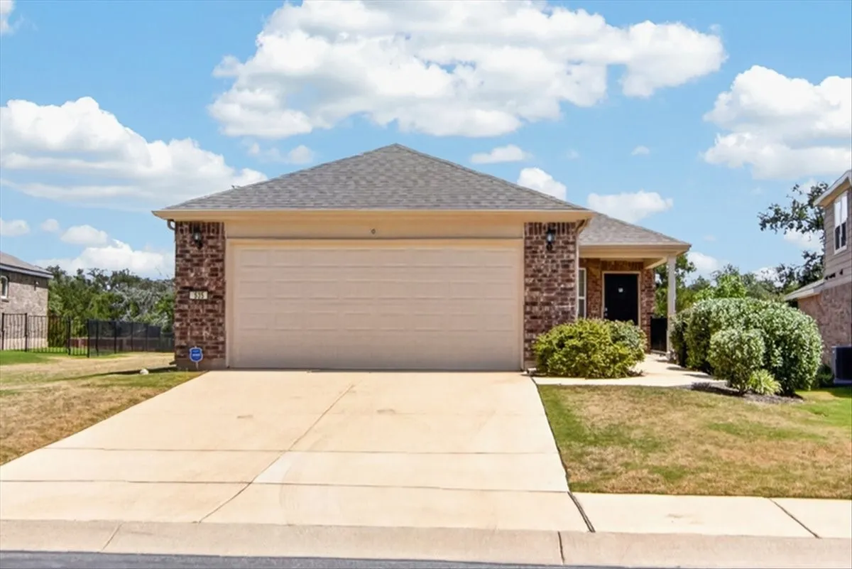 Single Family Residence For Sale in Williamson County , 535 Rockport Street, Georgetown, Texas 78633, 2 Bedroom, 2 Bathroom, 2 Garage spaces, 1,459 Sqft, built in 2020, mls#21361003, Real Estate Agent in Georgetown, Homes For Sale in Williamson county, Homes For Sale in Georgetown, Realtor in Georgetown Texas, Real Estate Brokerage Independent Realty Texas, Luminita Cordes Realtor