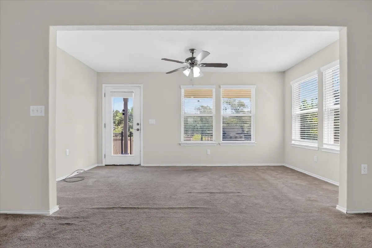Single Family Residence For Sale in Williamson County , 535 Rockport Street, Georgetown, Texas 78633, 2 Bedroom, 2 Bathroom, 2 Garage spaces, 1,459 Sqft, built in 2020, mls#21361003, Real Estate Agent in Georgetown, Homes For Sale in Williamson county, Homes For Sale in Georgetown, Realtor in Georgetown Texas, Real Estate Brokerage Independent Realty Texas, Luminita Cordes Realtor