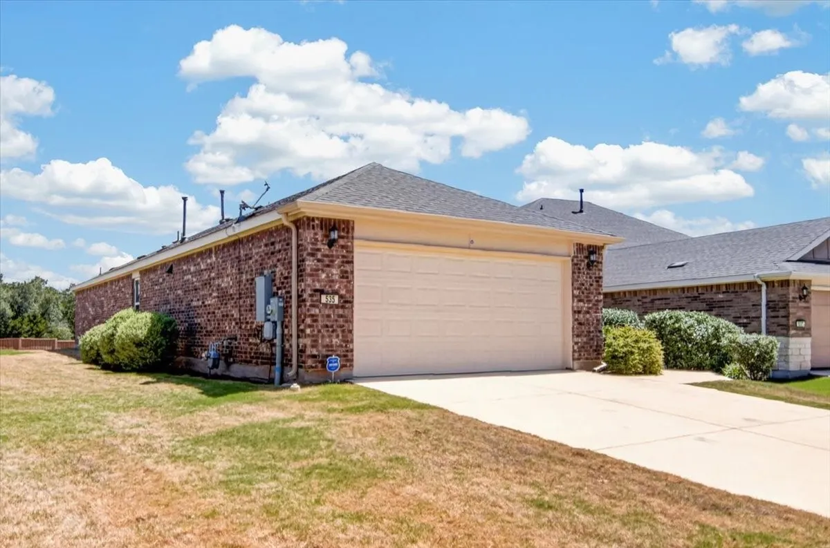Single Family Residence For Sale in Williamson County , 535 Rockport Street, Georgetown, Texas 78633, 2 Bedroom, 2 Bathroom, 2 Garage spaces, 1,459 Sqft, built in 2020, mls#21361003, Real Estate Agent in Georgetown, Homes For Sale in Williamson county, Homes For Sale in Georgetown, Realtor in Georgetown Texas, Real Estate Brokerage Independent Realty Texas, Luminita Cordes Realtor