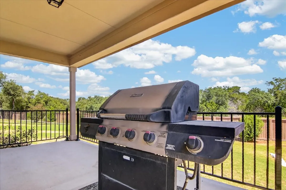 Single Family Residence For Sale in Williamson County , 535 Rockport Street, Georgetown, Texas 78633, 2 Bedroom, 2 Bathroom, 2 Garage spaces, 1,459 Sqft, built in 2020, mls#21361003, Real Estate Agent in Georgetown, Homes For Sale in Williamson county, Homes For Sale in Georgetown, Realtor in Georgetown Texas, Real Estate Brokerage Independent Realty Texas, Luminita Cordes Realtor