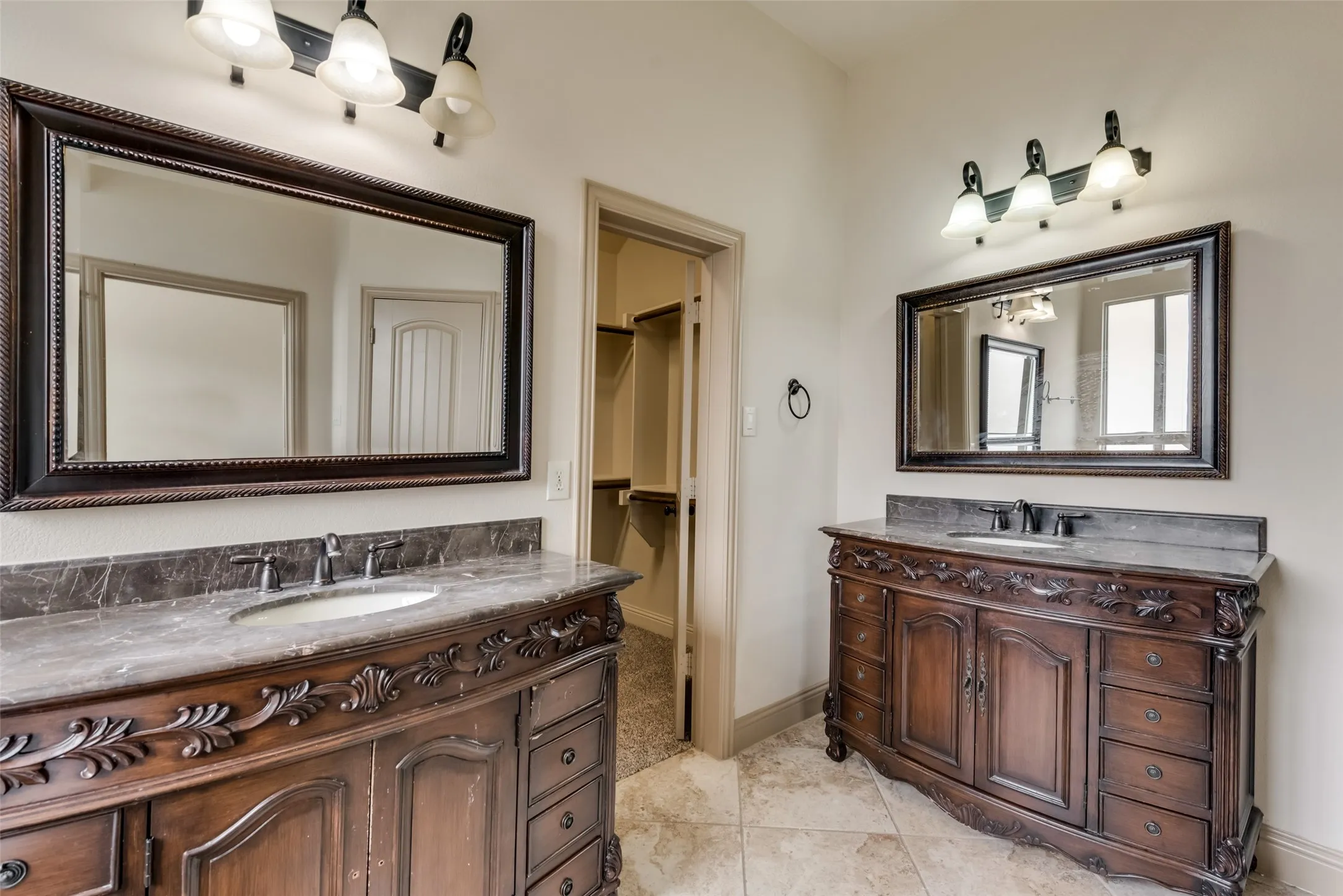 Single Family Residence For Sale in Kaufman County , 3132 Marble Falls Drive, Forney, Texas 75126, 4 Bedroom, 2 Bathroom, 2 Garage spaces, 2,169 Sqft, built in 2015, mls#21366585, Real Estate Agent in Forney, Homes For Sale in Kaufman county, Homes For Sale in Forney, Realtor in Forney Texas, Real Estate Brokerage Independent Realty Texas, Luminita Cordes Realtor