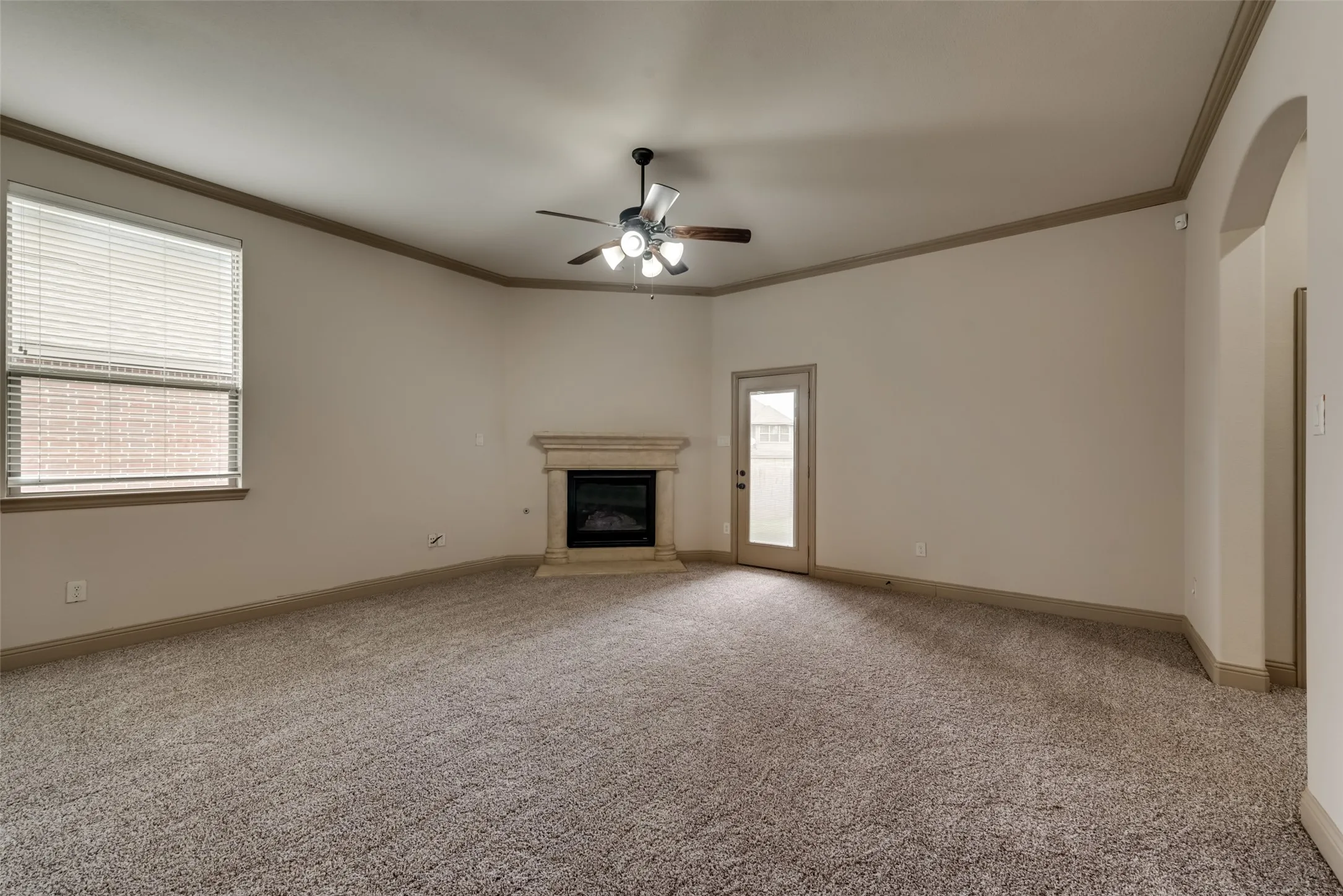 Single Family Residence For Sale in Kaufman County , 3132 Marble Falls Drive, Forney, Texas 75126, 4 Bedroom, 2 Bathroom, 2 Garage spaces, 2,169 Sqft, built in 2015, mls#21366585, Real Estate Agent in Forney, Homes For Sale in Kaufman county, Homes For Sale in Forney, Realtor in Forney Texas, Real Estate Brokerage Independent Realty Texas, Luminita Cordes Realtor
