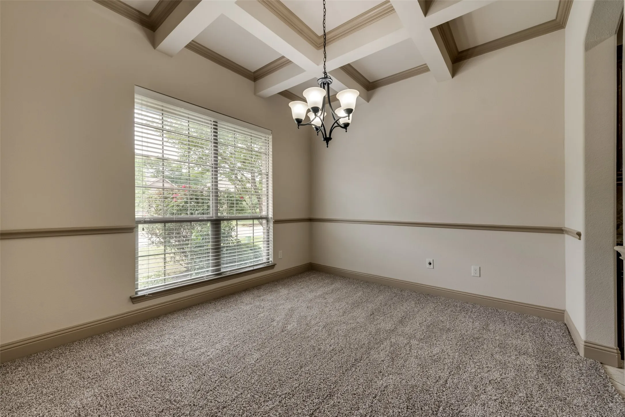 Single Family Residence For Sale in Kaufman County , 3132 Marble Falls Drive, Forney, Texas 75126, 4 Bedroom, 2 Bathroom, 2 Garage spaces, 2,169 Sqft, built in 2015, mls#21366585, Real Estate Agent in Forney, Homes For Sale in Kaufman county, Homes For Sale in Forney, Realtor in Forney Texas, Real Estate Brokerage Independent Realty Texas, Luminita Cordes Realtor