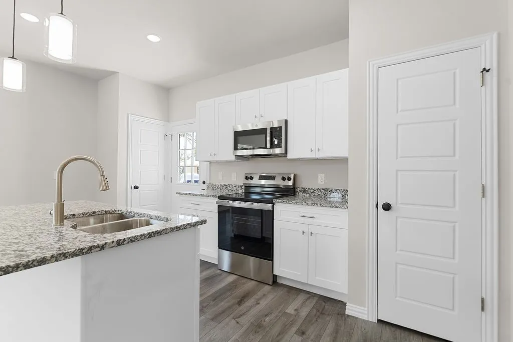 Single Family Residence For Sale in Tarrant County , 403 N Hansbarger Street, Everman, Texas 76140, 3 Bedroom, 2 Bathroom, Garage spaces, 1,338 Sqft, built in 2026, mls#21366593, Real Estate Agent in Everman, Homes For Sale in Tarrant county, Homes For Sale in Everman, Realtor in Everman Texas, Real Estate Brokerage Independent Realty Texas, Luminita Cordes Realtor