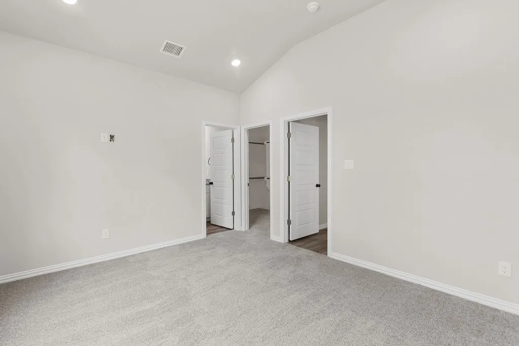 Single Family Residence For Sale in Tarrant County , 403 N Hansbarger Street, Everman, Texas 76140, 3 Bedroom, 2 Bathroom, Garage spaces, 1,338 Sqft, built in 2026, mls#21366593, Real Estate Agent in Everman, Homes For Sale in Tarrant county, Homes For Sale in Everman, Realtor in Everman Texas, Real Estate Brokerage Independent Realty Texas, Luminita Cordes Realtor
