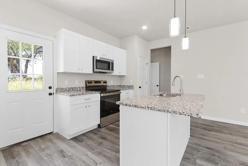 Single Family Residence For Sale in Tarrant County , 403 N Hansbarger Street, Everman, Texas 76140, 3 Bedroom, 2 Bathroom, Garage spaces, 1,338 Sqft, built in 2026, mls#21366593, Real Estate Agent in Everman, Homes For Sale in Tarrant county, Homes For Sale in Everman, Realtor in Everman Texas, Real Estate Brokerage Independent Realty Texas, Luminita Cordes Realtor