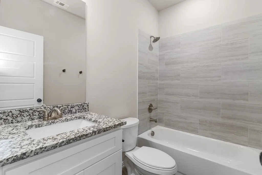 Single Family Residence For Sale in Tarrant County , 403 N Hansbarger Street, Everman, Texas 76140, 3 Bedroom, 2 Bathroom, Garage spaces, 1,338 Sqft, built in 2026, mls#21366593, Real Estate Agent in Everman, Homes For Sale in Tarrant county, Homes For Sale in Everman, Realtor in Everman Texas, Real Estate Brokerage Independent Realty Texas, Luminita Cordes Realtor