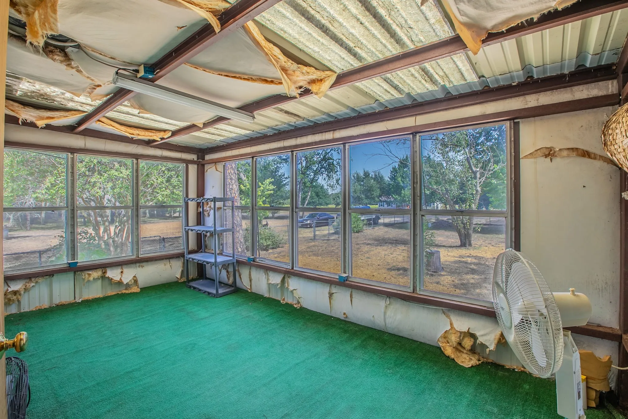 Mobile Home For Sale in Mc Lennan County , 5749 S Rock Creek Loop, Waco, Texas 76708, 3 Bedroom, 2 Bathroom, Garage spaces, 2,316 Sqft, built in 1970, mls#21366203, Real Estate Agent in Waco, Homes For Sale in Mc Lennan county, Homes For Sale in Waco, Realtor in Waco Texas, Real Estate Brokerage Independent Realty Texas, Luminita Cordes Realtor