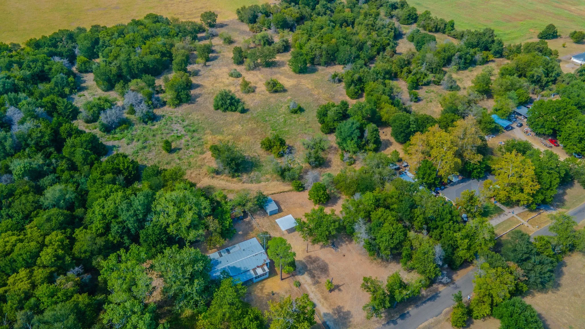 Mobile Home For Sale in Mc Lennan County , 5749 S Rock Creek Loop, Waco, Texas 76708, 3 Bedroom, 2 Bathroom, Garage spaces, 2,316 Sqft, built in 1970, mls#21366203, Real Estate Agent in Waco, Homes For Sale in Mc Lennan county, Homes For Sale in Waco, Realtor in Waco Texas, Real Estate Brokerage Independent Realty Texas, Luminita Cordes Realtor