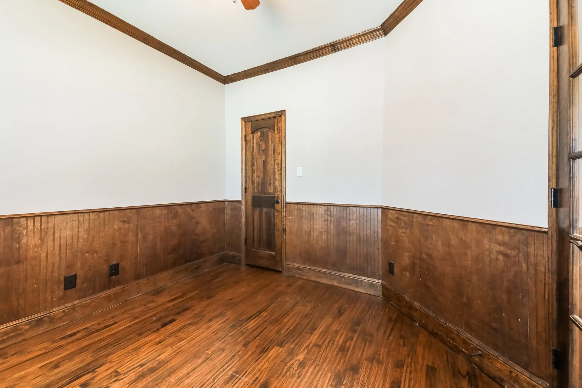 Single Family Residence For Sale in Denton County , 13624 Cortes De Pallas Drive, Little Elm, Texas 75068, 5 Bedroom, 3 Bathroom, 2 Garage spaces, 2,806 Sqft, built in 2016, mls#21363209, Real Estate Agent in Little Elm, Homes For Sale in Denton county, Homes For Sale in Little Elm, Realtor in Little Elm Texas, Real Estate Brokerage Independent Realty Texas, Luminita Cordes Realtor
