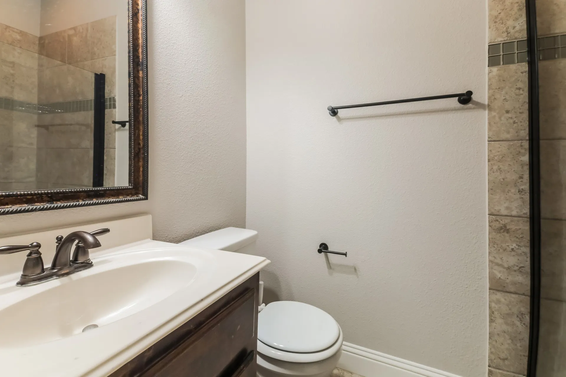 Single Family Residence For Sale in Denton County , 13624 Cortes De Pallas Drive, Little Elm, Texas 75068, 5 Bedroom, 3 Bathroom, 2 Garage spaces, 2,806 Sqft, built in 2016, mls#21363209, Real Estate Agent in Little Elm, Homes For Sale in Denton county, Homes For Sale in Little Elm, Realtor in Little Elm Texas, Real Estate Brokerage Independent Realty Texas, Luminita Cordes Realtor