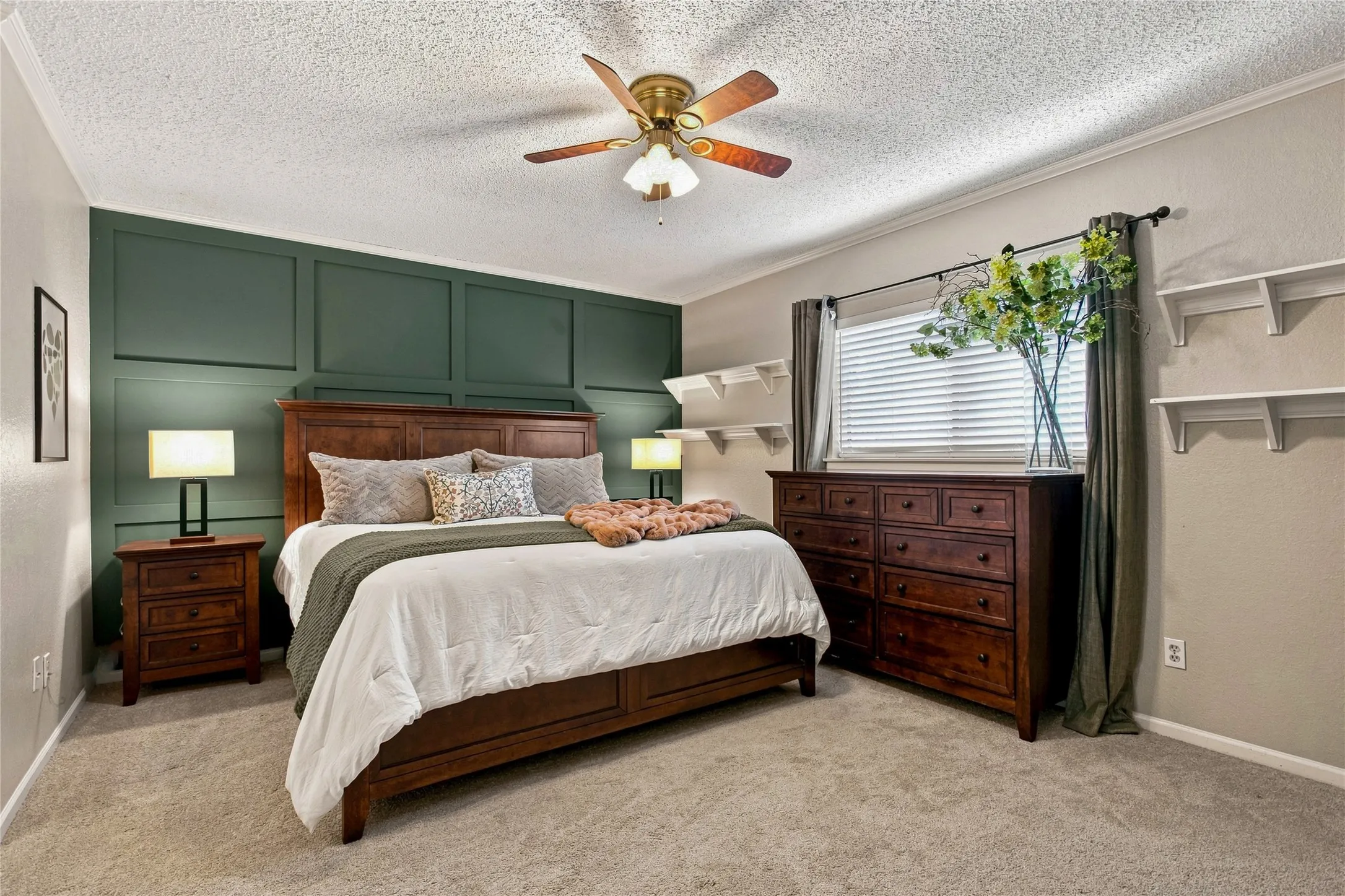 Single Family Residence For Sale in Dallas County , 911 Rolling Brook Lane, Coppell, Texas 75019, 3 Bedroom, 2 Bathroom, 2 Garage spaces, 1,347 Sqft, built in 1983, mls#21355916, Real Estate Agent in Coppell, Homes For Sale in Dallas county, Homes For Sale in Coppell, Realtor in Coppell Texas, Real Estate Brokerage Independent Realty Texas, Luminita Cordes Realtor