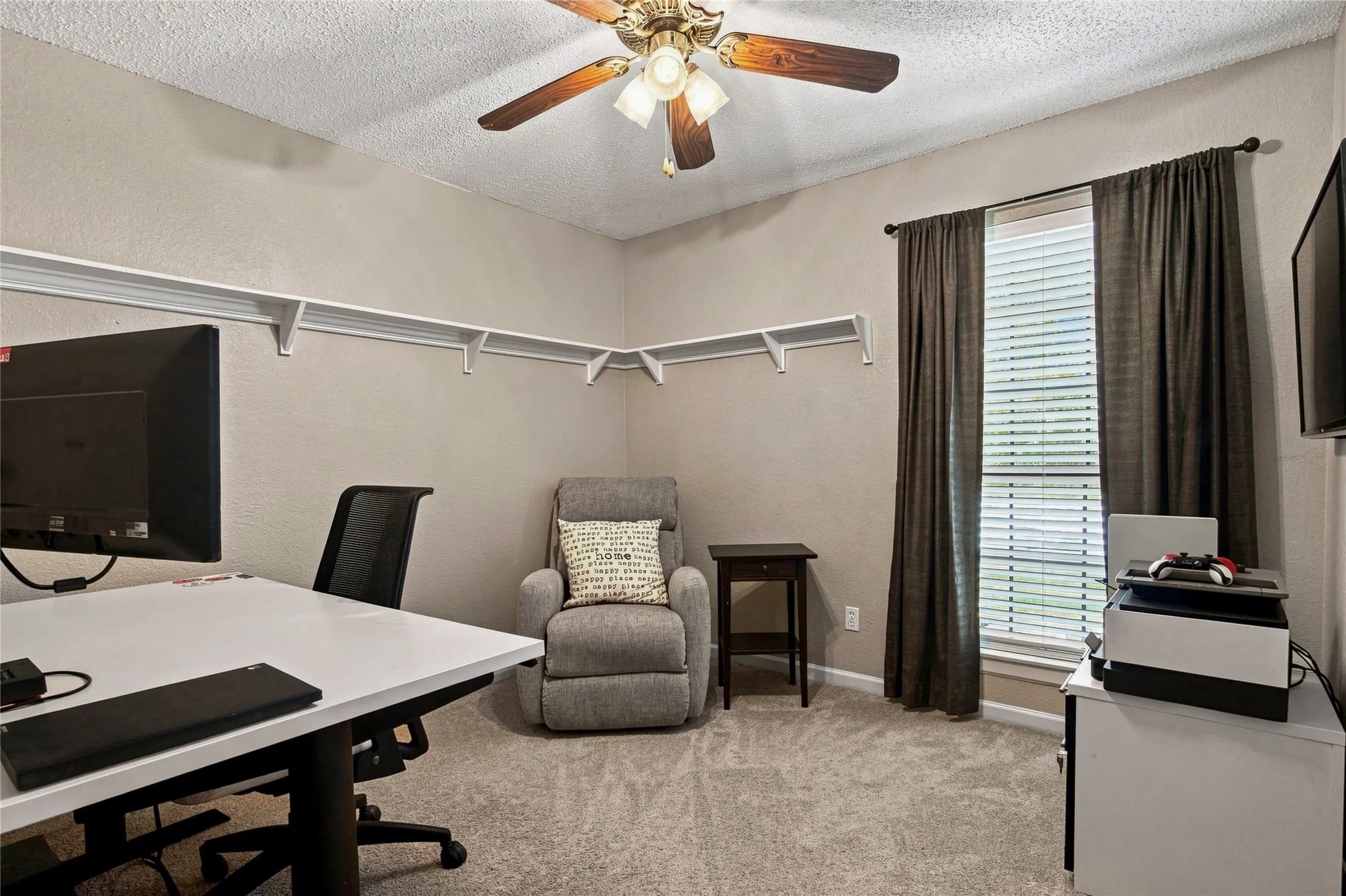 Single Family Residence For Sale in Dallas County , 911 Rolling Brook Lane, Coppell, Texas 75019, 3 Bedroom, 2 Bathroom, 2 Garage spaces, 1,347 Sqft, built in 1983, mls#21355916, Real Estate Agent in Coppell, Homes For Sale in Dallas county, Homes For Sale in Coppell, Realtor in Coppell Texas, Real Estate Brokerage Independent Realty Texas, Luminita Cordes Realtor
