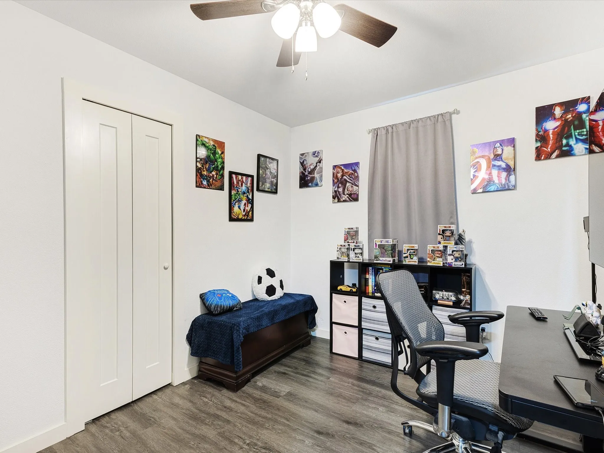 Single Family Residence For Sale in Denton County , 936 Elmwood Drive, Lewisville, Texas 75067, 3 Bedroom, 2 Bathroom, 1 Garage spaces, 1,279 Sqft, built in 1970, mls#21366107, Real Estate Agent in Lewisville, Homes For Sale in Denton county, Homes For Sale in Lewisville, Realtor in Lewisville Texas, Real Estate Brokerage Independent Realty Texas, Luminita Cordes Realtor