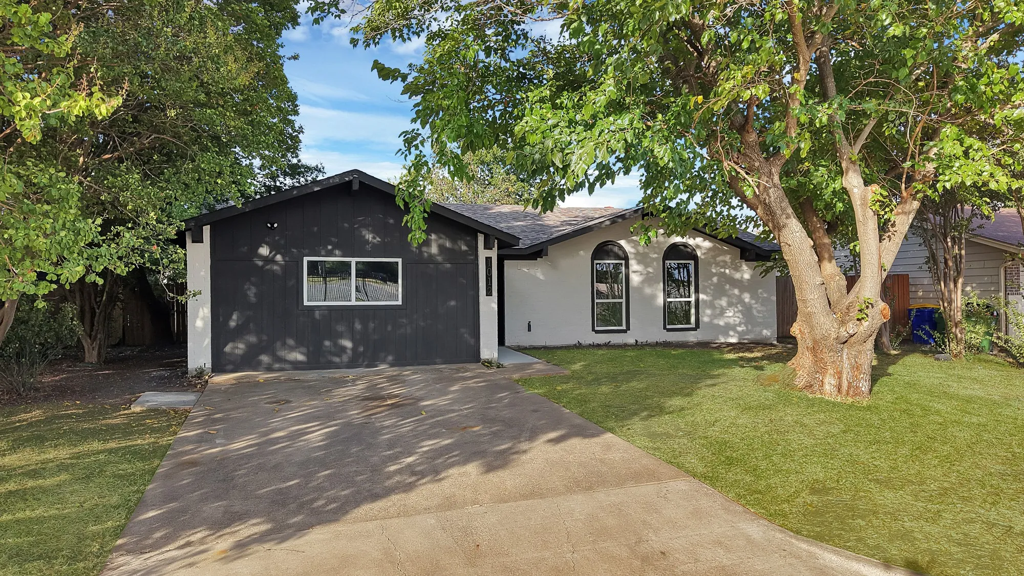 Single Family Residence For Sale in Dallas County , 1012 Catherine Lane, Seagoville, Texas 75159, 4 Bedroom, 2 Bathroom, Garage spaces, 1,222 Sqft, built in 1972, mls#21365004, Real Estate Agent in Seagoville, Homes For Sale in Dallas county, Homes For Sale in Seagoville, Realtor in Seagoville Texas, Real Estate Brokerage Independent Realty Texas, Luminita Cordes Realtor