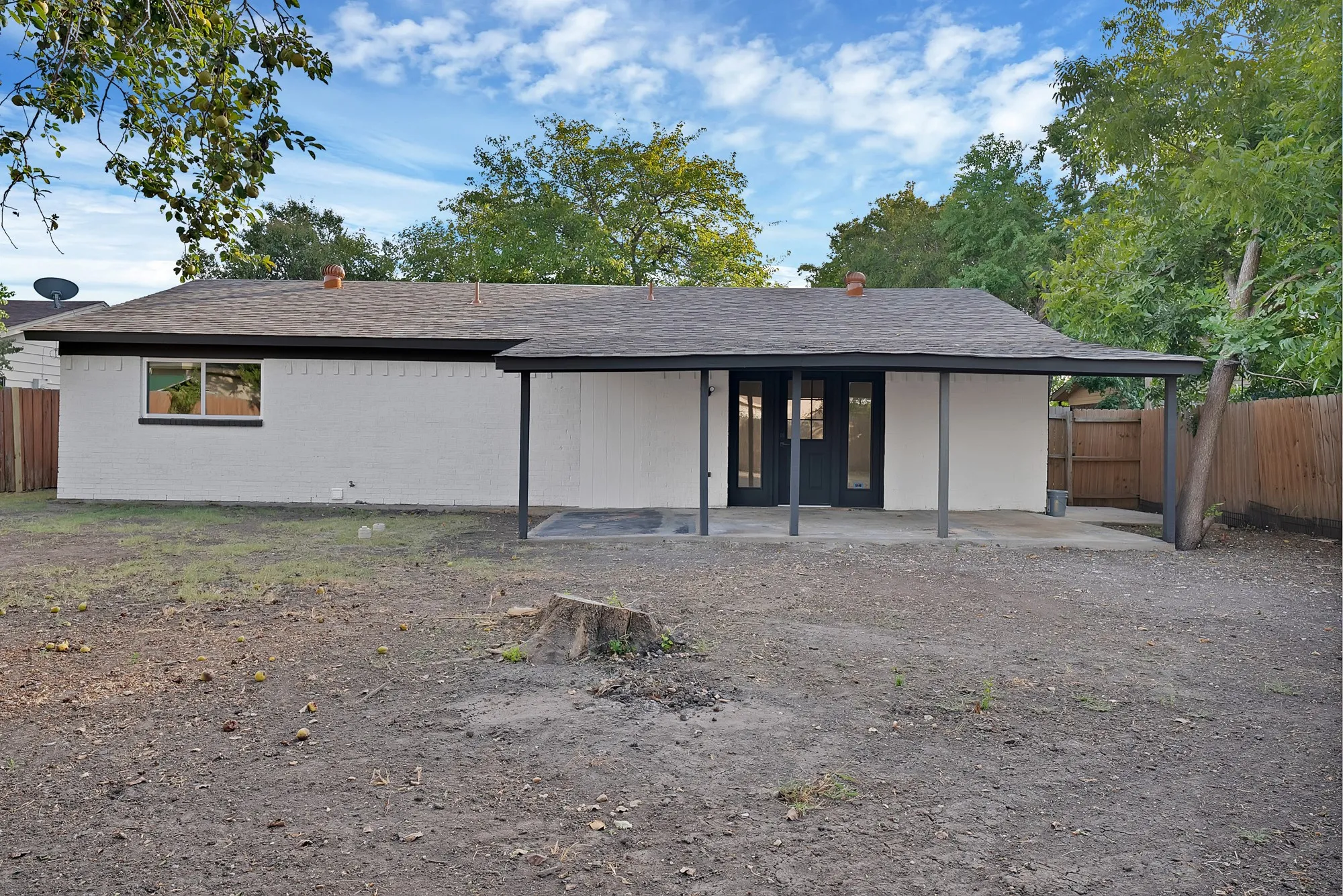 Single Family Residence For Sale in Dallas County , 1012 Catherine Lane, Seagoville, Texas 75159, 4 Bedroom, 2 Bathroom, Garage spaces, 1,222 Sqft, built in 1972, mls#21365004, Real Estate Agent in Seagoville, Homes For Sale in Dallas county, Homes For Sale in Seagoville, Realtor in Seagoville Texas, Real Estate Brokerage Independent Realty Texas, Luminita Cordes Realtor