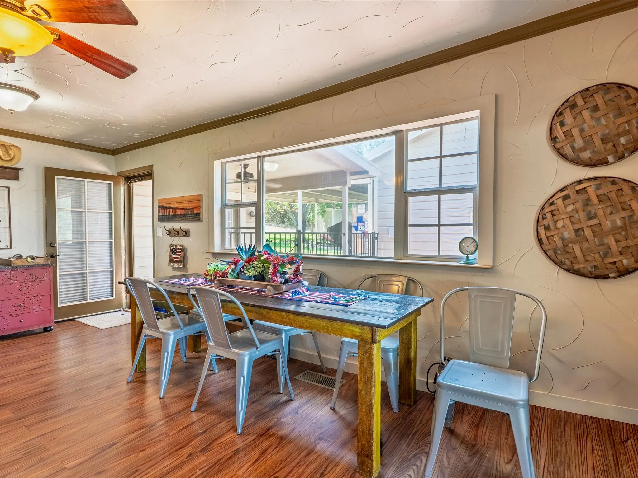 Single Family Residence For Sale in Palo Pinto County , 1637 Cedar Crest Loop, Possum Kingdom Lake, Texas 76449, 3 Bedroom, 3 Bathroom, Garage spaces, 2,134 Sqft, built in 1970, Price $1,200,000, mls#21360444, Real Estate Agent in Possum Kingdom Lake, Homes For Sale in Palo Pinto county, Homes For Sale in Possum Kingdom Lake, Realtor in Possum Kingdom Lake Texas, Real Estate Brokerage Independent Realty Texas, Luminita Cordes Realtor