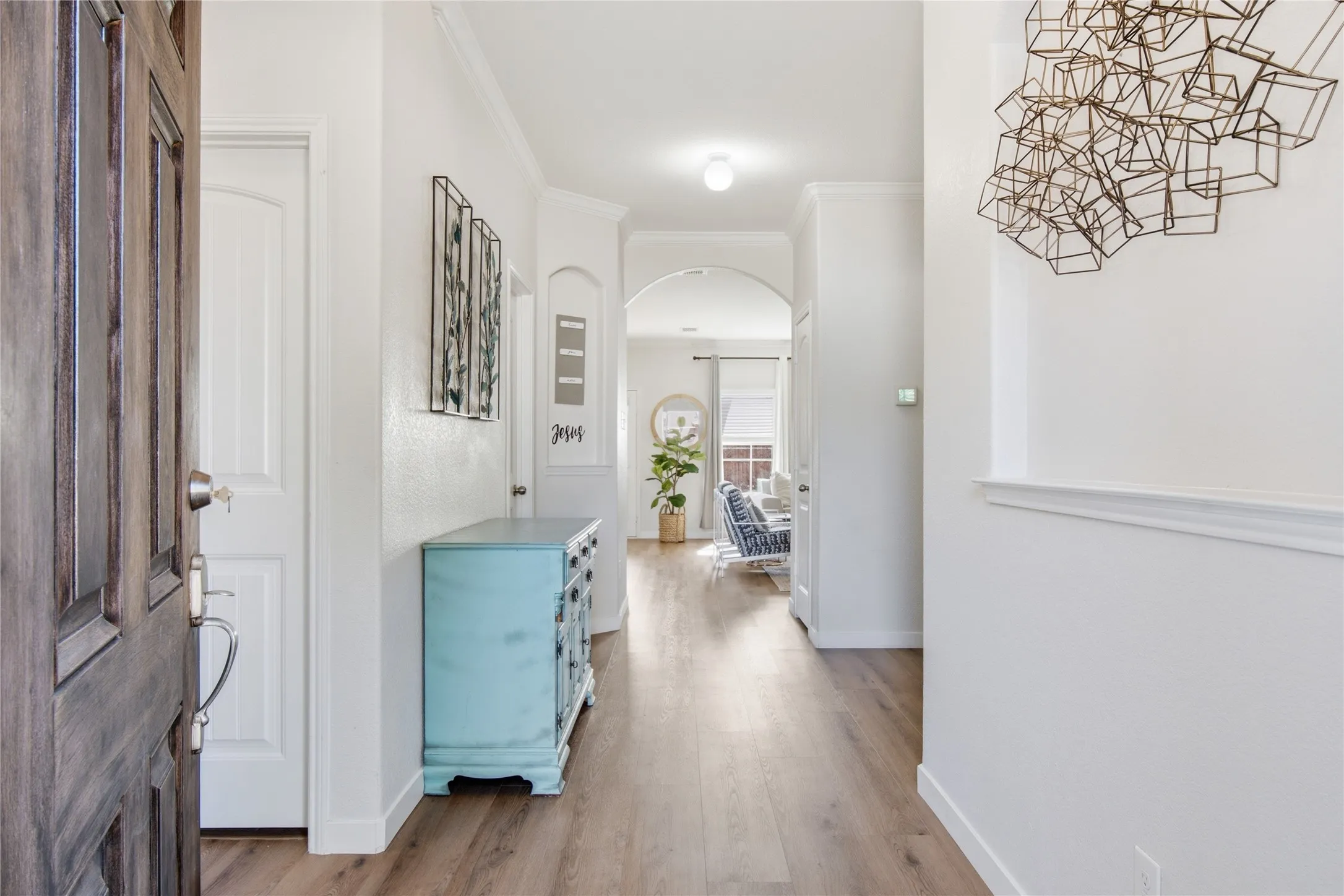 Single Family Residence For Sale in Denton County , 11512 Aquilla Drive, Frisco, Texas 75036, 4 Bedroom, 3 Bathroom, 2 Garage spaces, 2,573 Sqft, built in 2016, mls#21366128, Real Estate Agent in Frisco, Homes For Sale in Denton county, Homes For Sale in Frisco, Realtor in Frisco Texas, Real Estate Brokerage Independent Realty Texas, Luminita Cordes Realtor