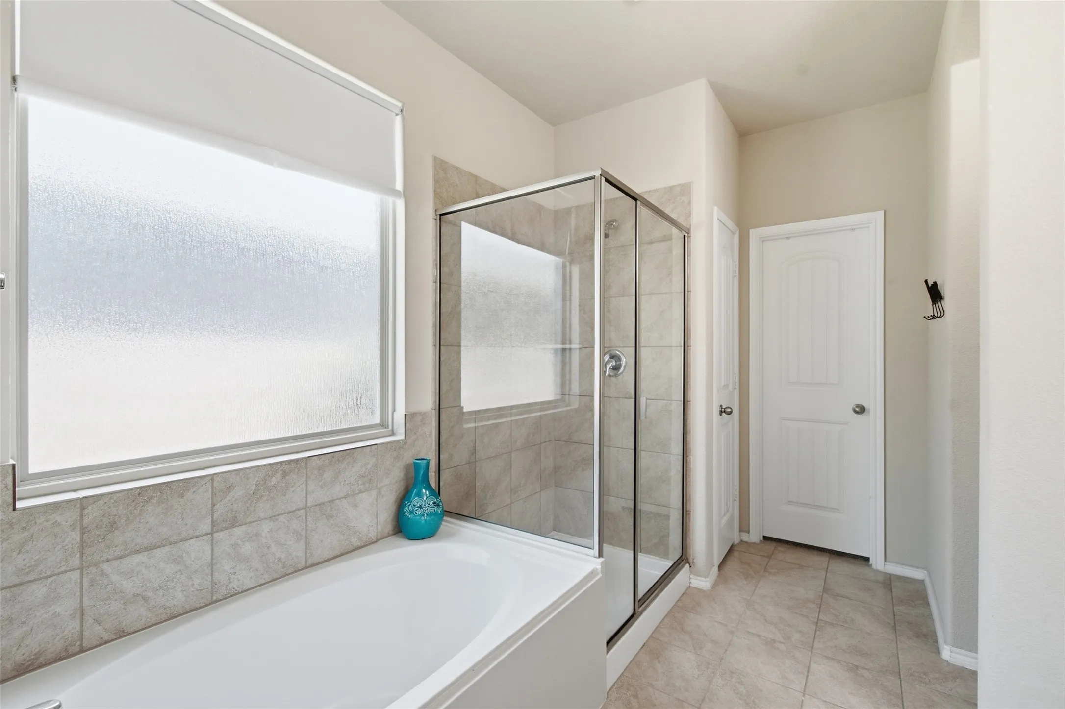 Single Family Residence For Sale in Denton County , 11512 Aquilla Drive, Frisco, Texas 75036, 4 Bedroom, 3 Bathroom, 2 Garage spaces, 2,573 Sqft, built in 2016, mls#21366128, Real Estate Agent in Frisco, Homes For Sale in Denton county, Homes For Sale in Frisco, Realtor in Frisco Texas, Real Estate Brokerage Independent Realty Texas, Luminita Cordes Realtor