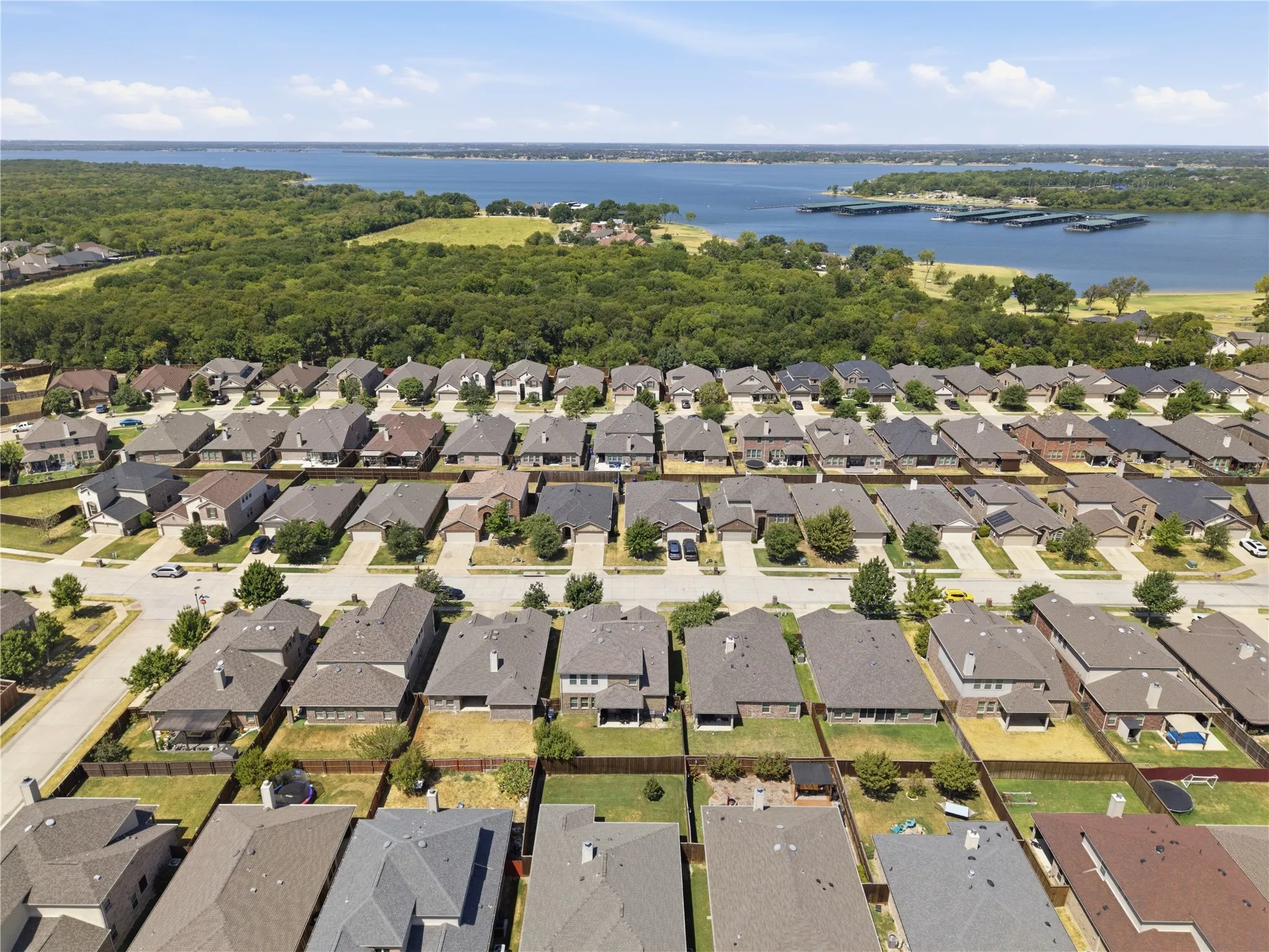 Single Family Residence For Sale in Denton County , 11512 Aquilla Drive, Frisco, Texas 75036, 4 Bedroom, 3 Bathroom, 2 Garage spaces, 2,573 Sqft, built in 2016, mls#21366128, Real Estate Agent in Frisco, Homes For Sale in Denton county, Homes For Sale in Frisco, Realtor in Frisco Texas, Real Estate Brokerage Independent Realty Texas, Luminita Cordes Realtor